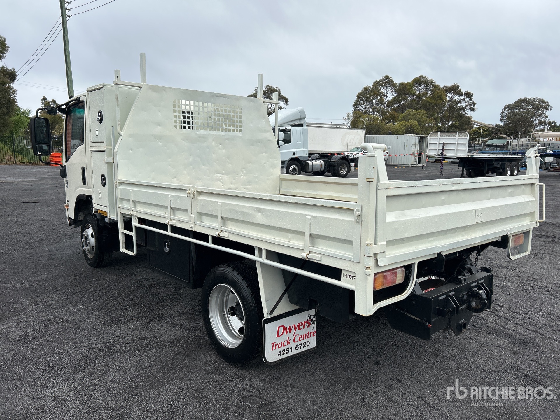 General Appearance with Picture, Right Rear Corner