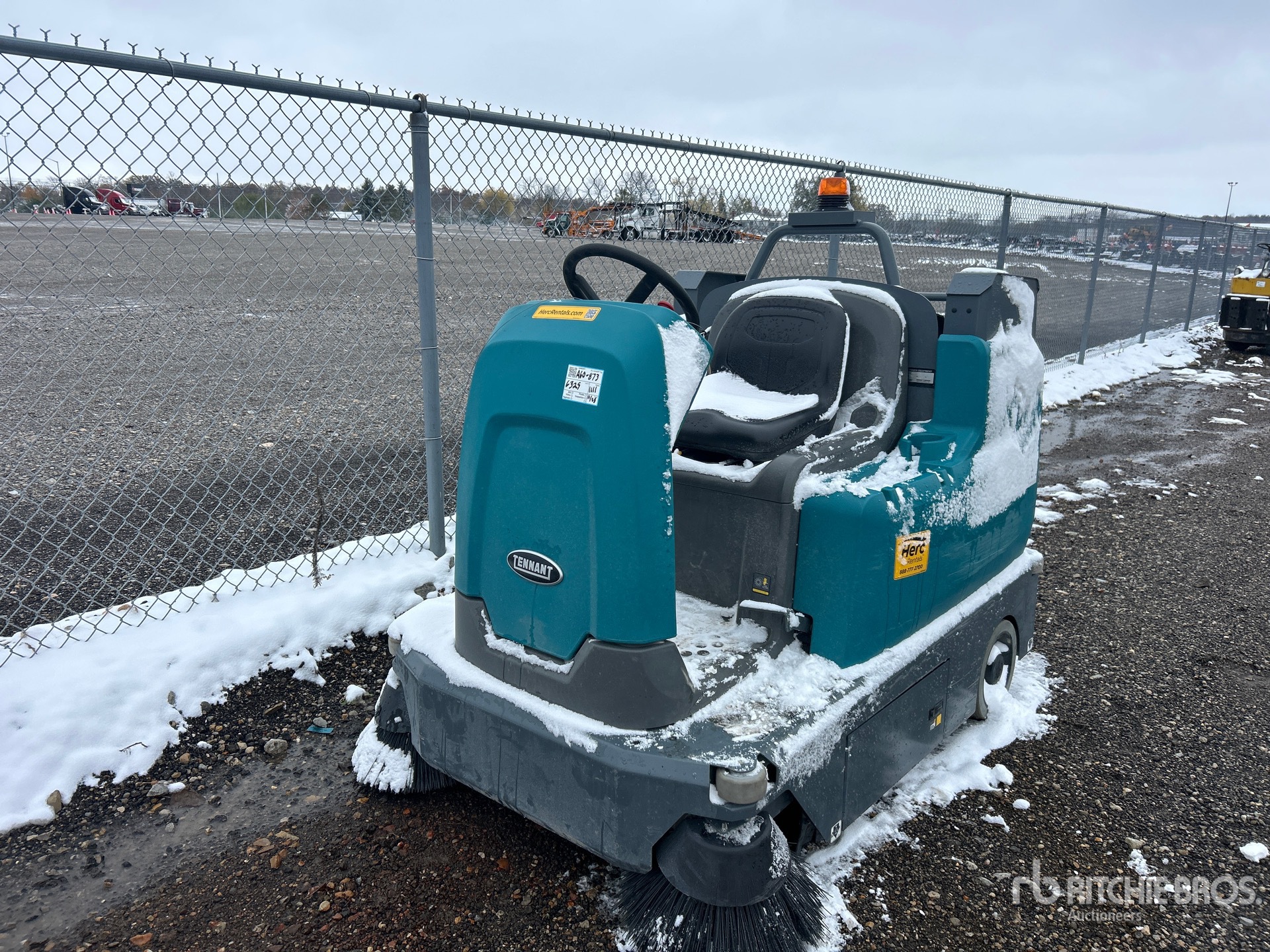 General Appearance with Picture, Left Front Corner