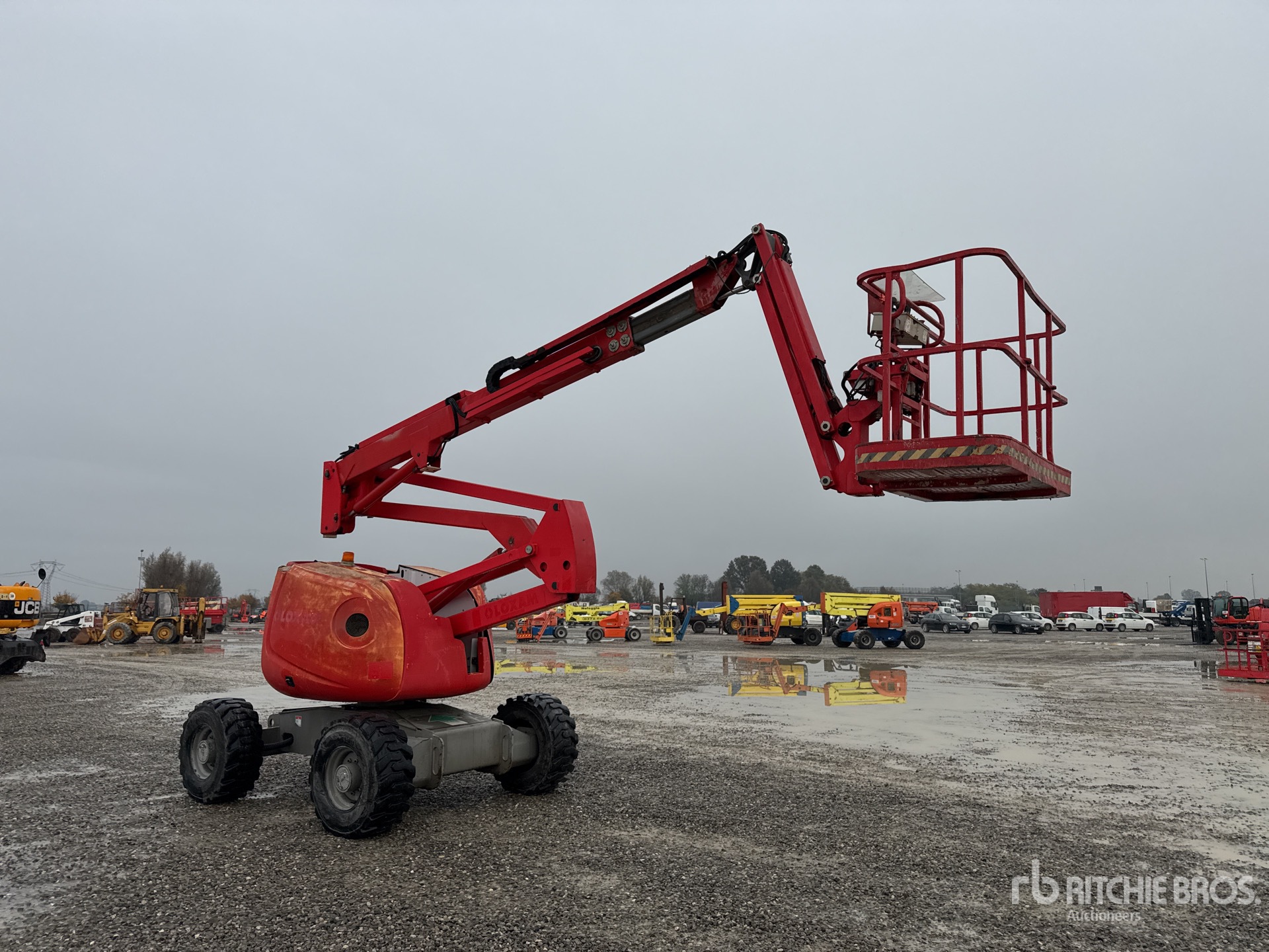 General Appearance with Picture, Right Front Corner