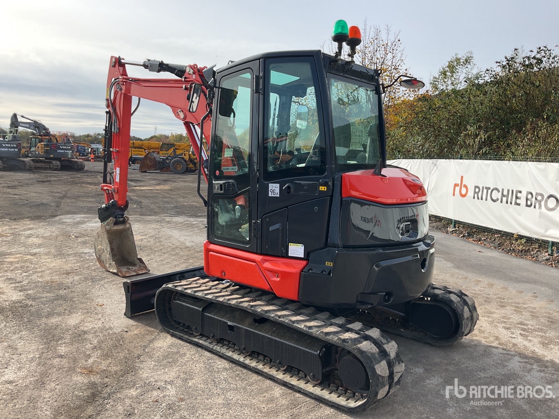 General Appearance with Picture, Left Rear Corner