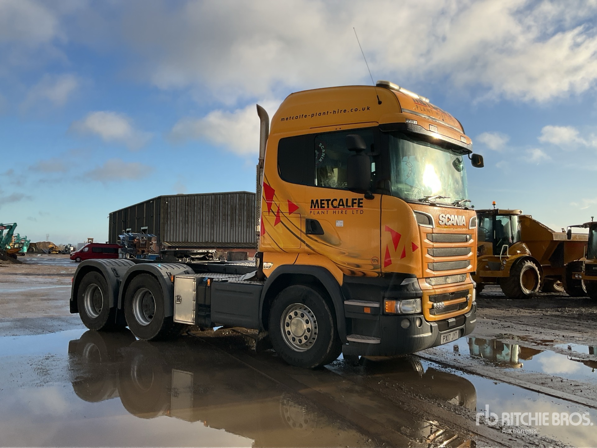 General Appearance with Picture, Right Front Corner