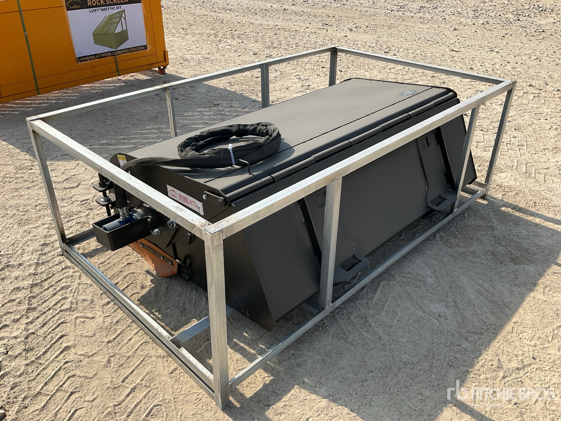 General Appearance with Image, coin avant droit