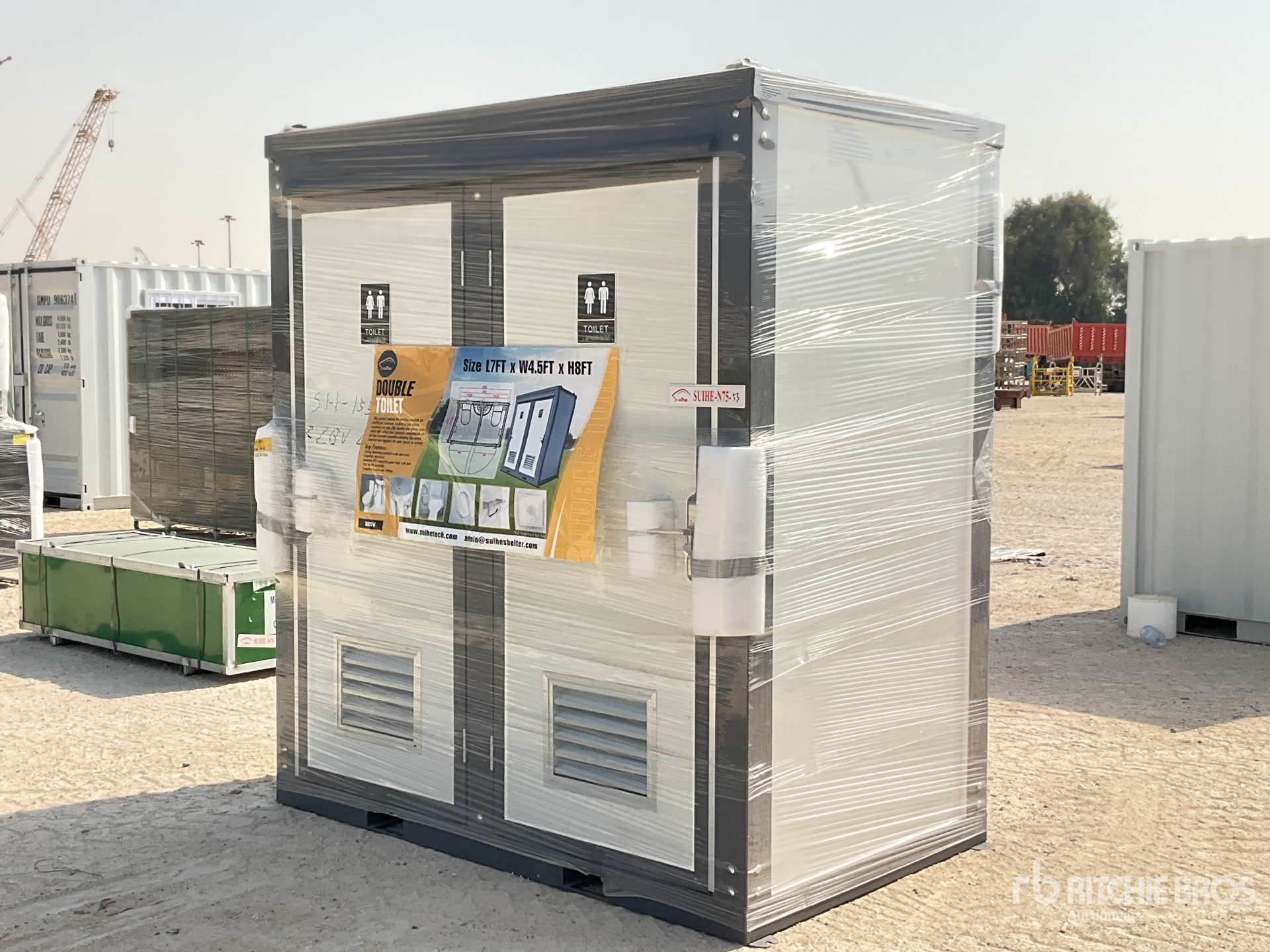 General Appearance with Bild, Ecke vorne links