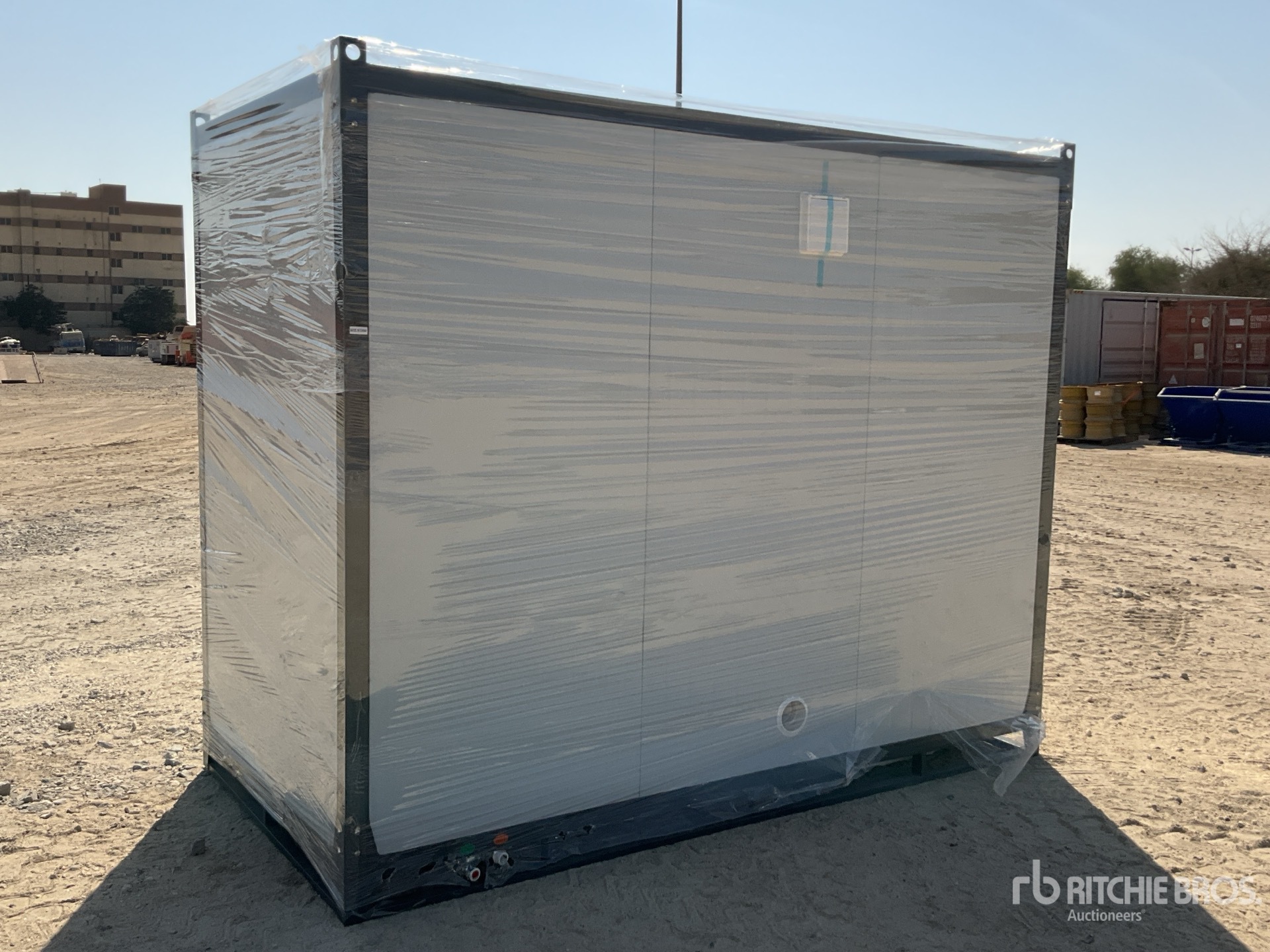 General Appearance with Image, coin avant droit