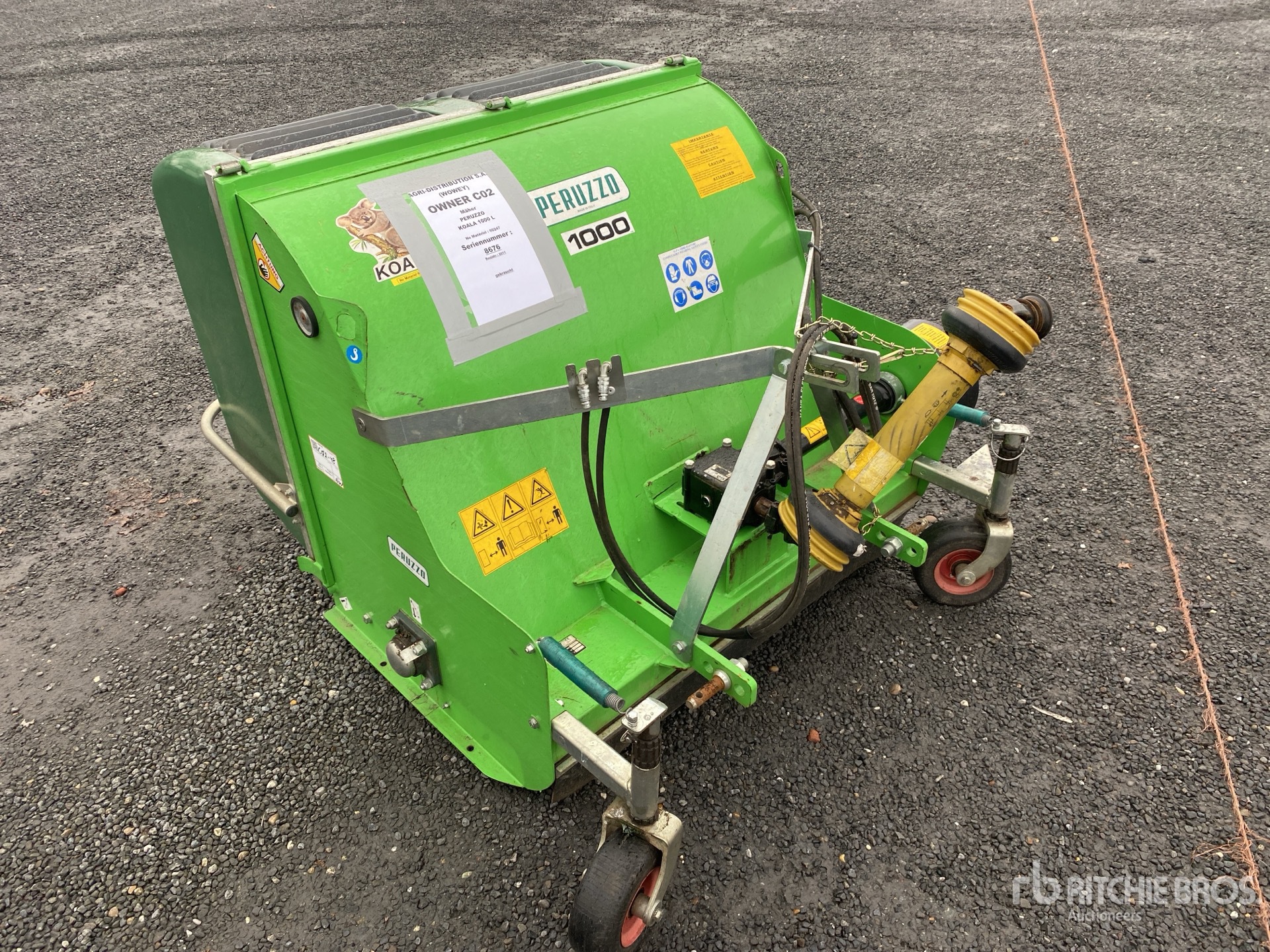 General Appearance with Picture, Right Front Corner