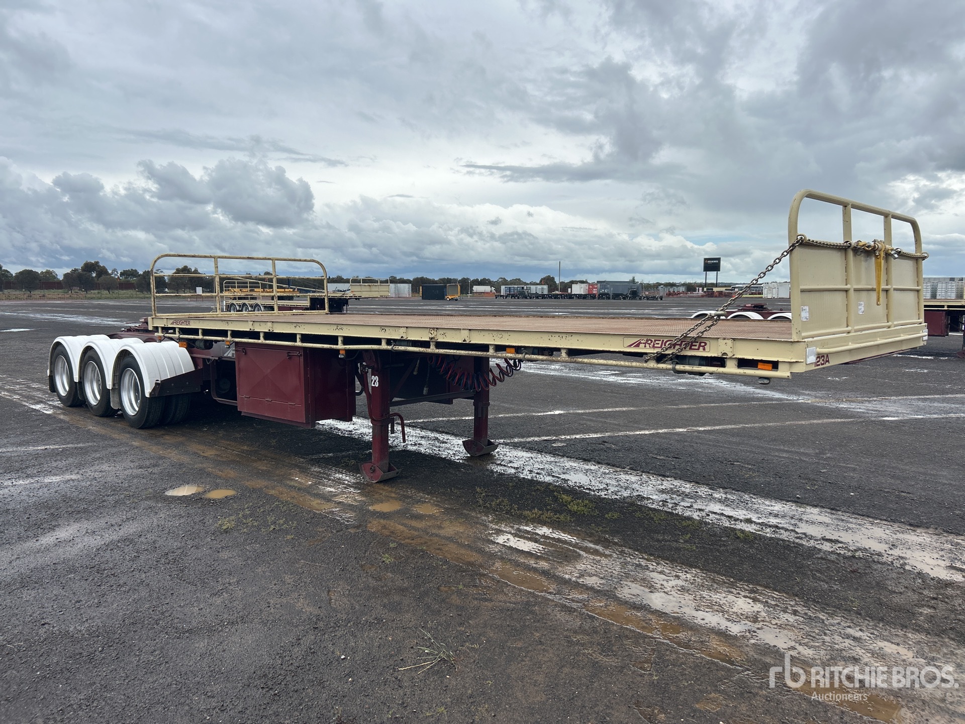 General Appearance with Picture, Left Front Corner