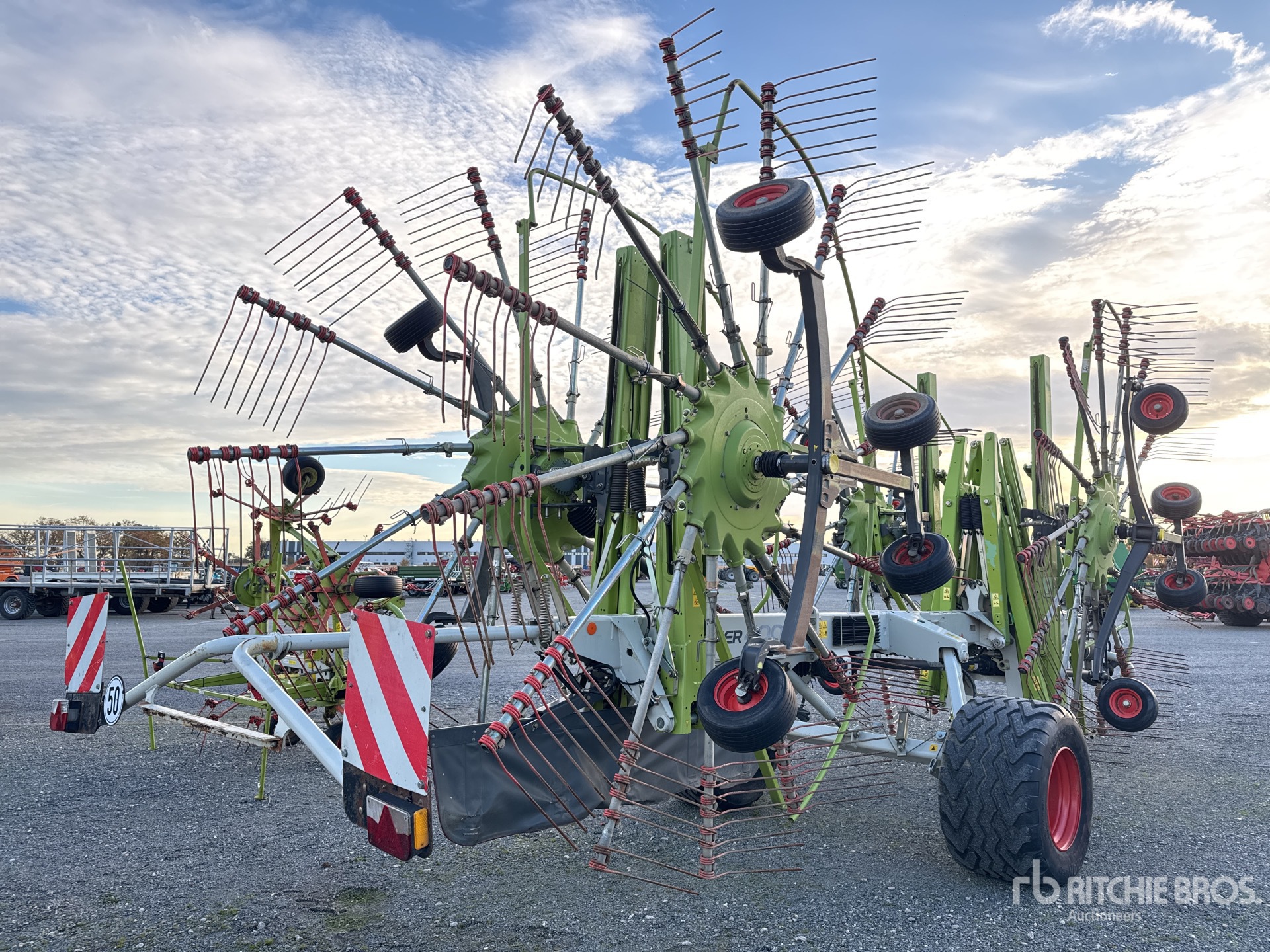 General Appearance with Imagen: esquina trasera derecha