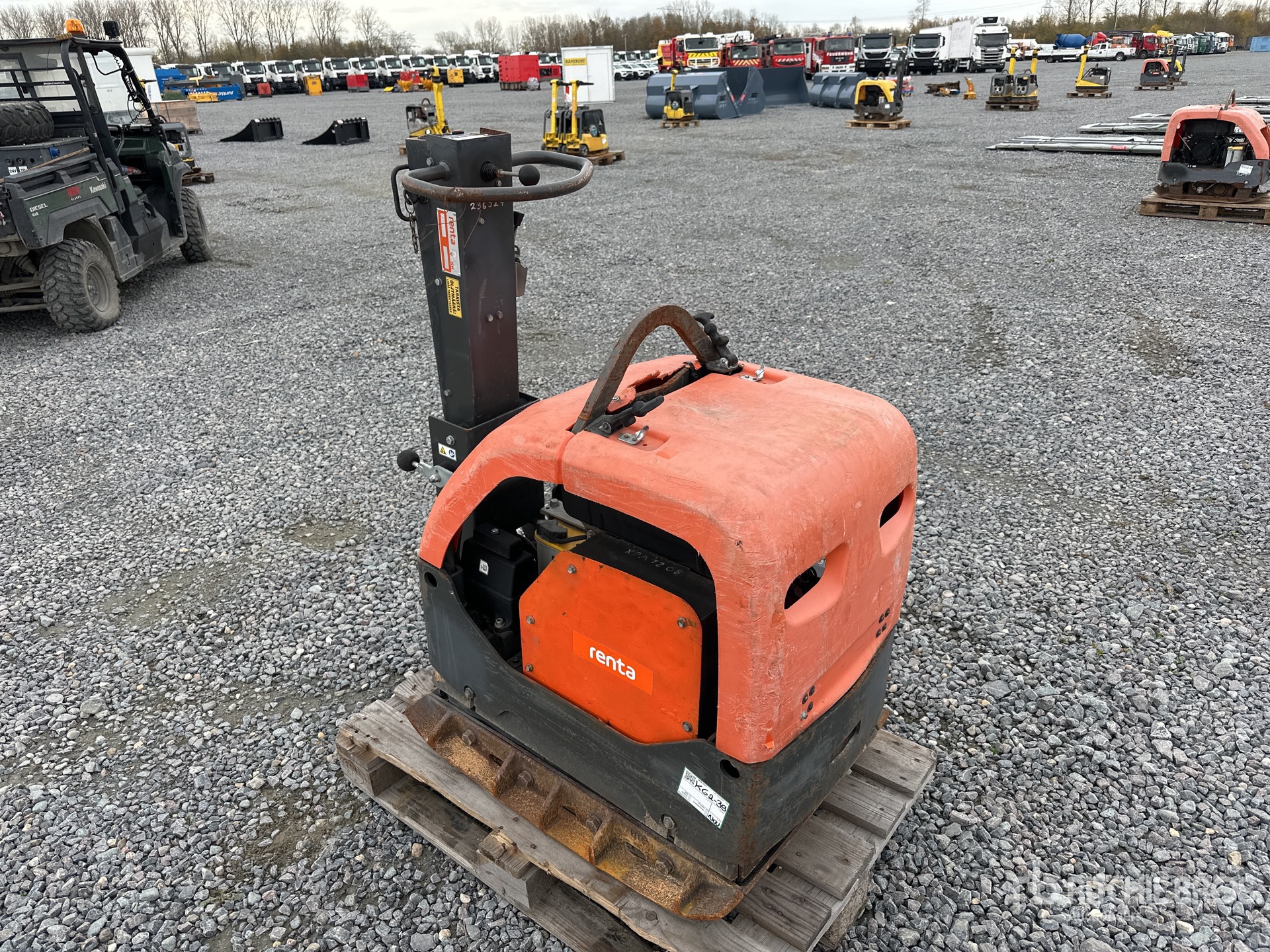 General Appearance with Picture, Right Front Corner