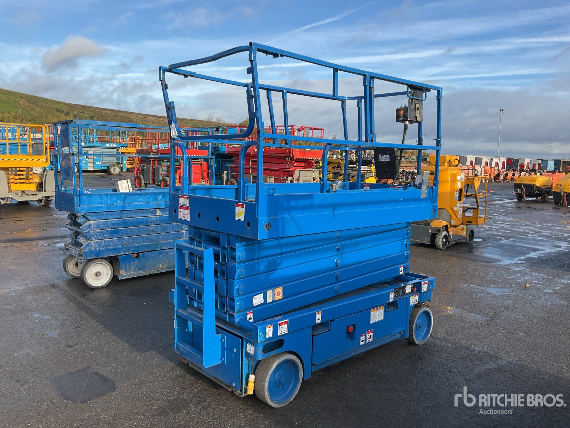 General Appearance with Imagen: esquina trasera derecha