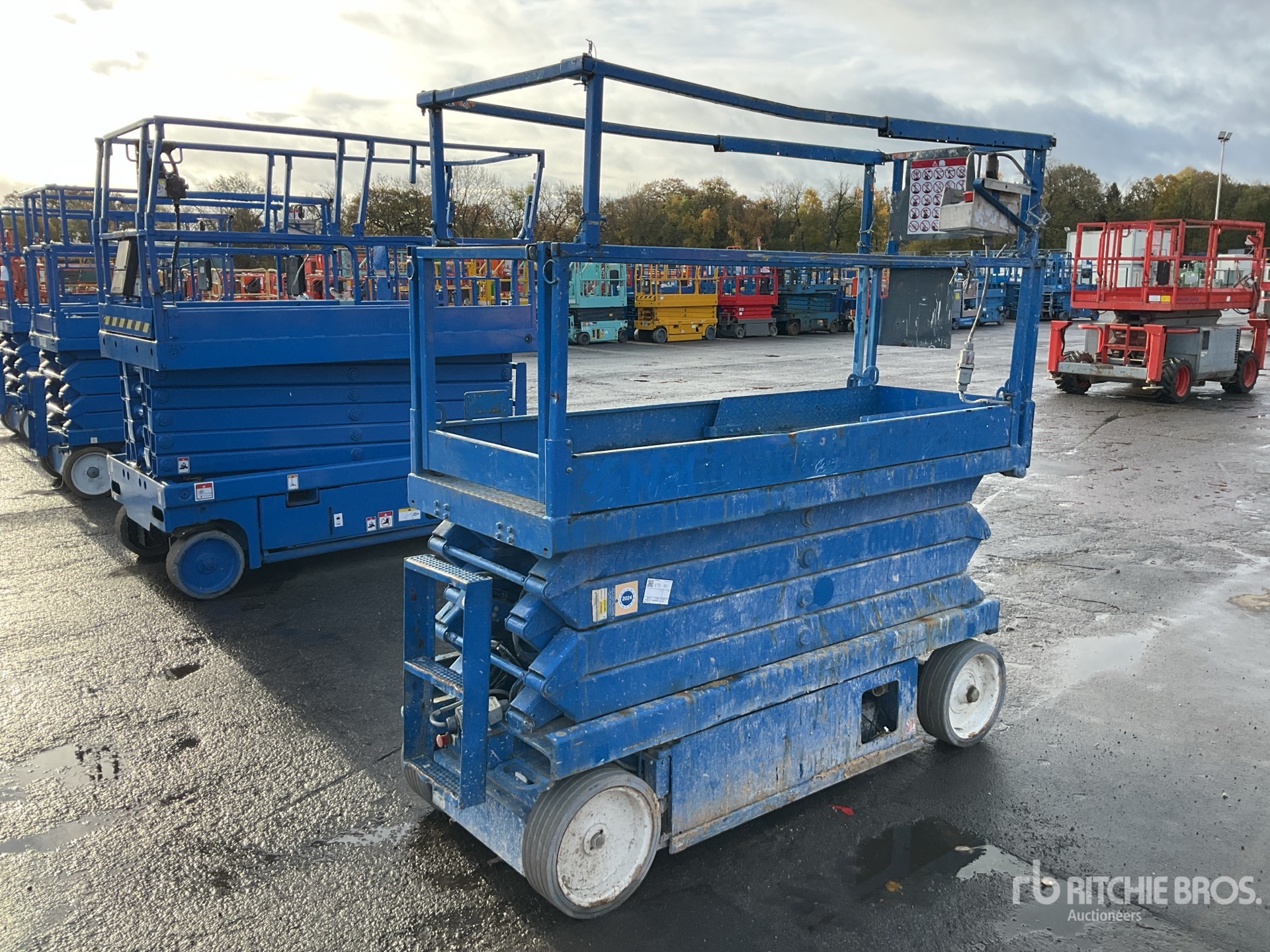 General Appearance with Imagen: esquina trasera derecha