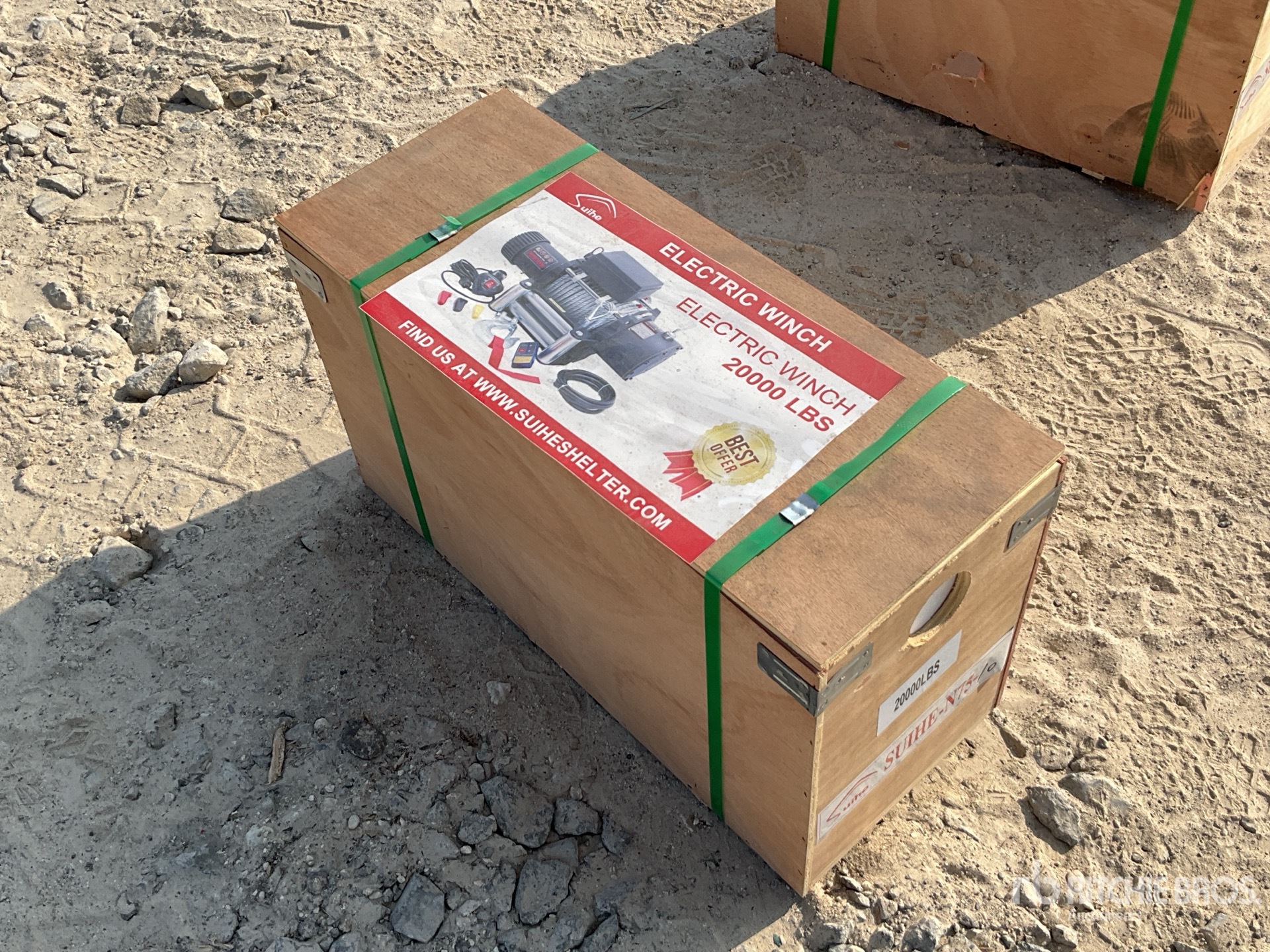 General Appearance with Picture, Left Front Corner