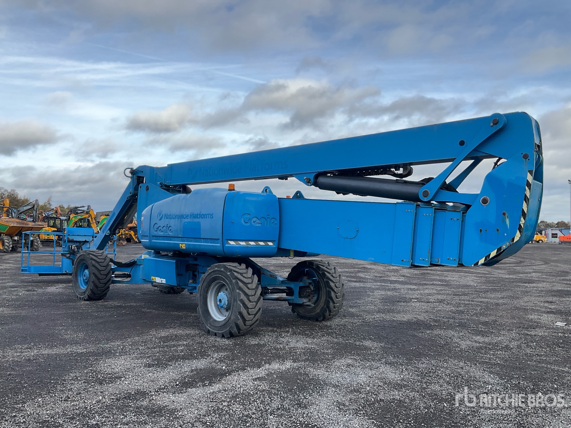 Aspect général with Image, coin arrière gauche