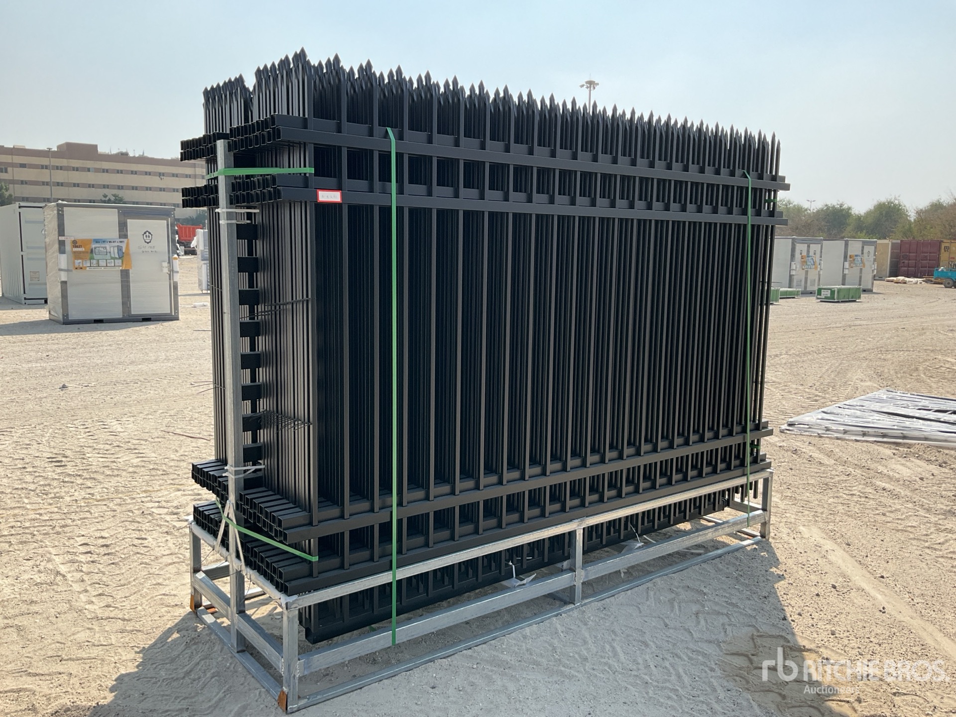 Aspect général with Image, coin arrière gauche