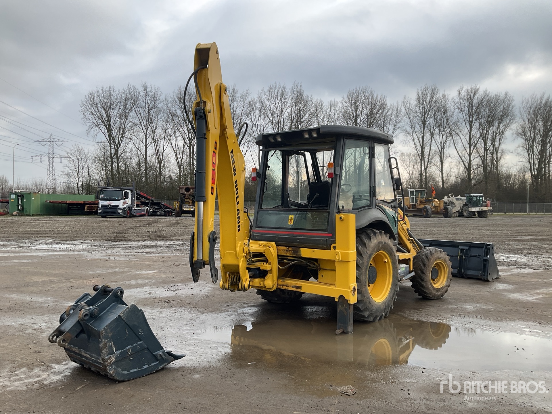 General Appearance with Picture, Right Rear Corner