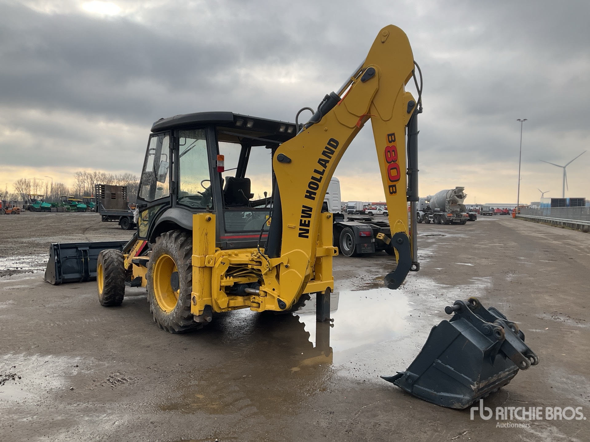 General Appearance with Picture, Left Rear Corner