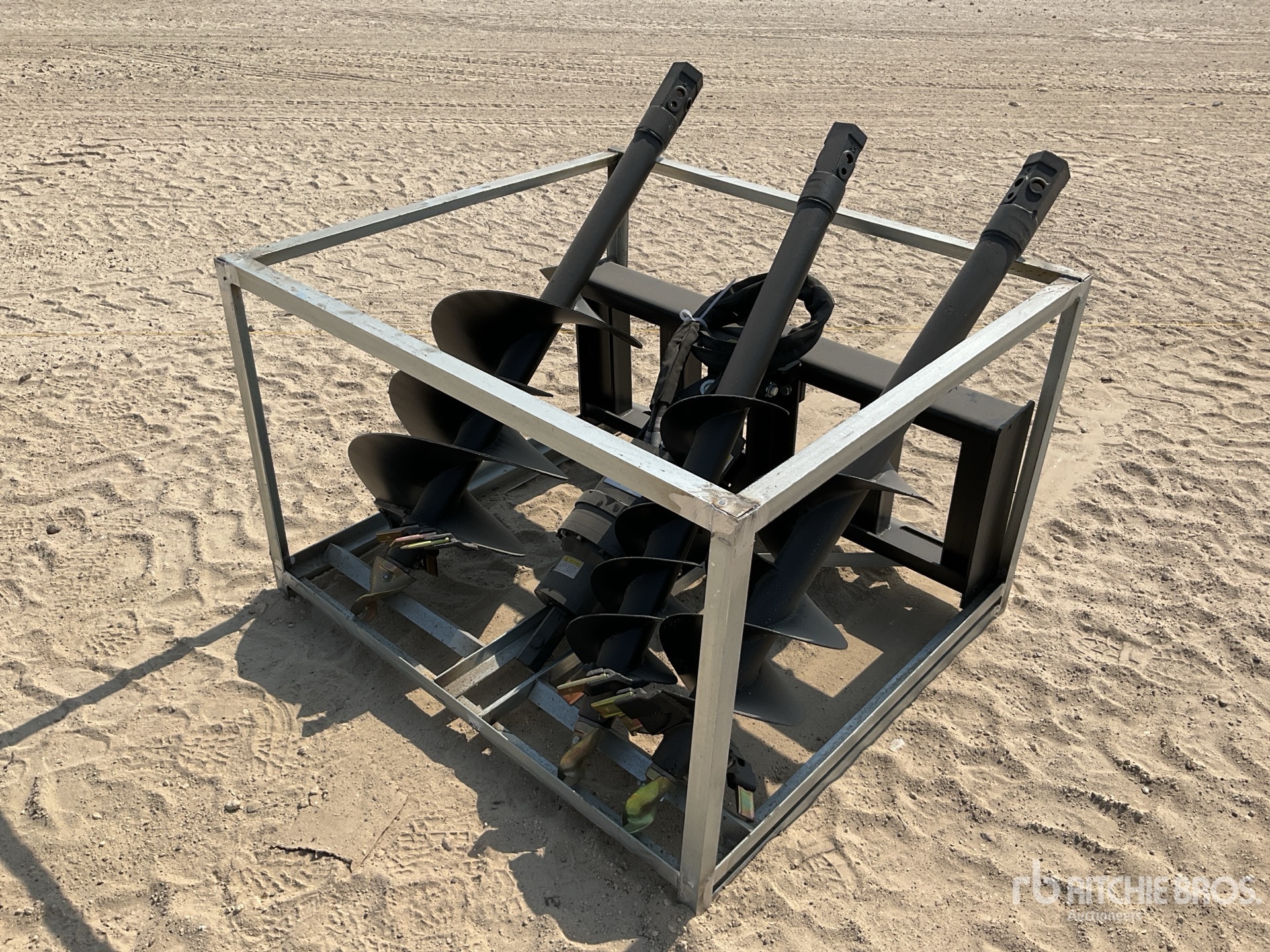 General Appearance with Bild, Ecke vorne links