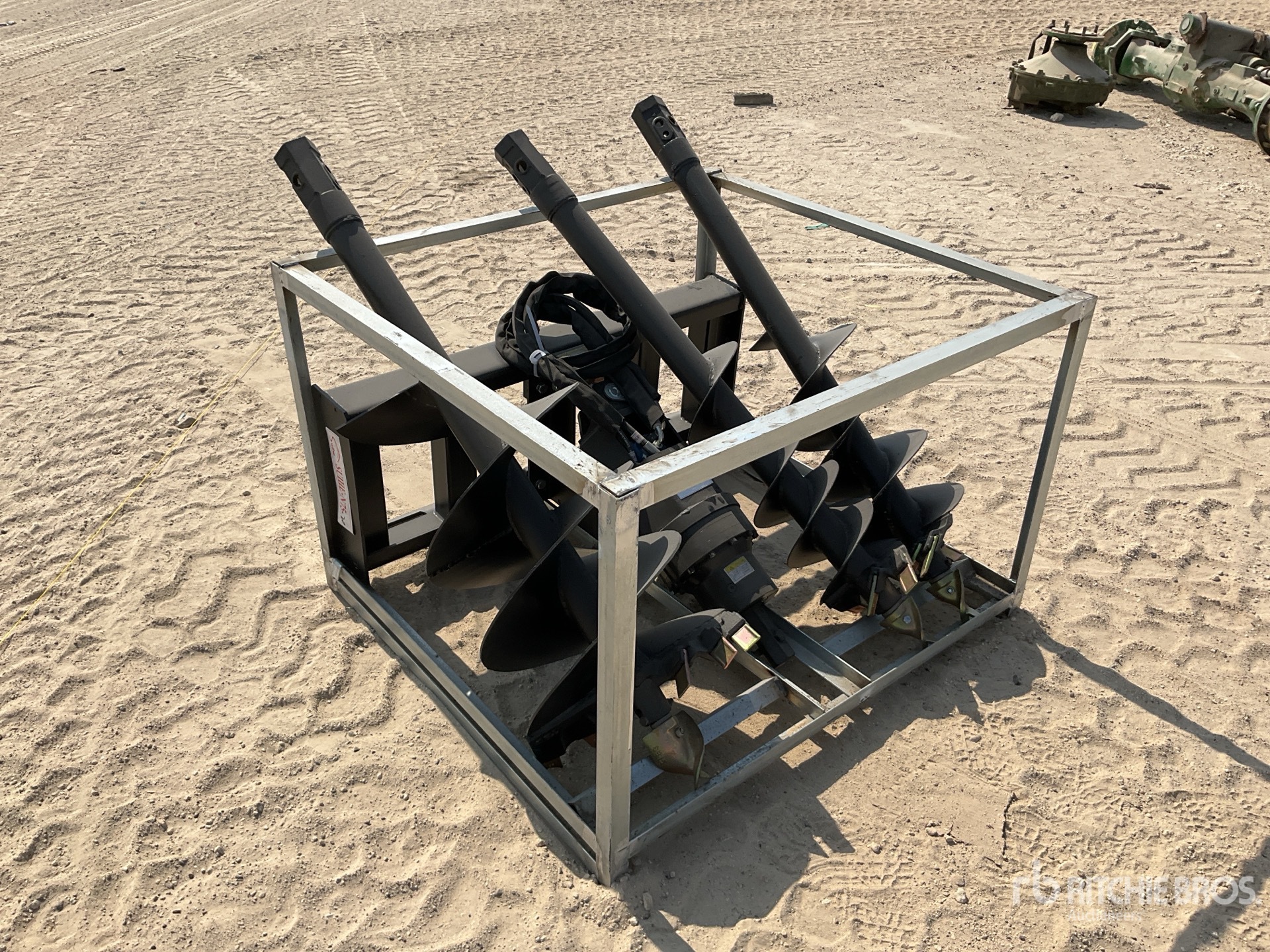 General Appearance with Bild, Ecke hinten links