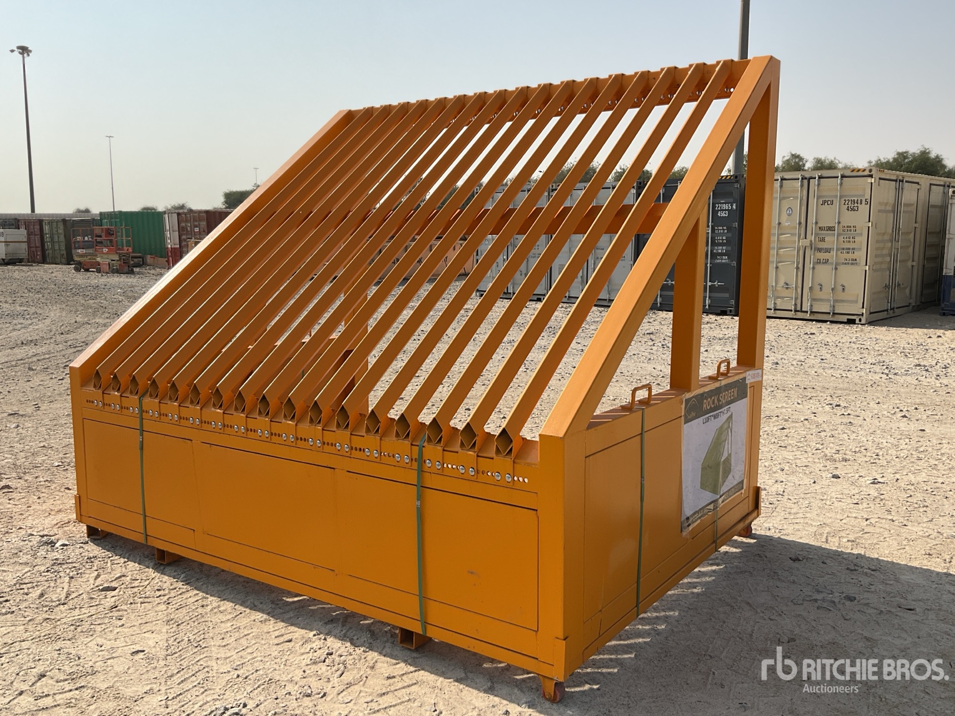 General Appearance with Bild, Ecke vorne links