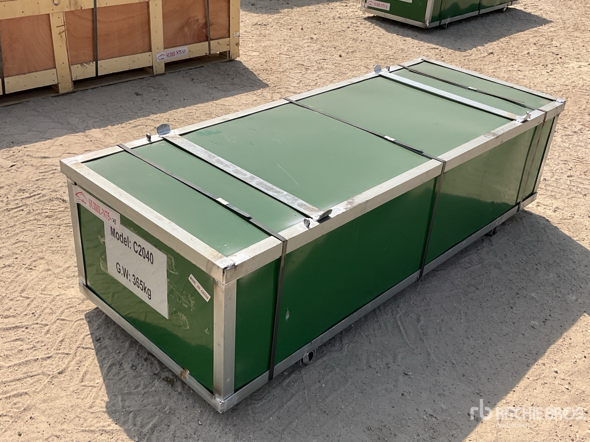 General Appearance with Picture, Right Rear Corner