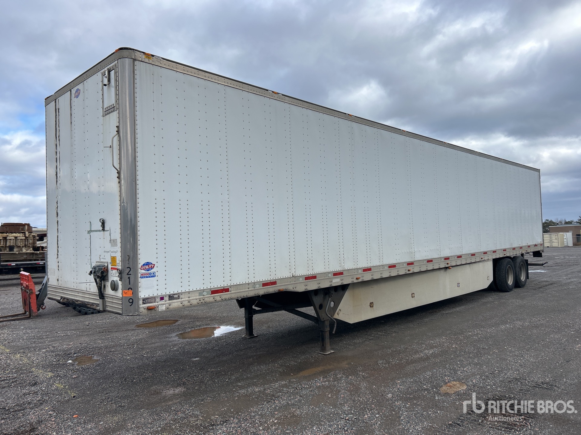 General Appearance with Featured Photo