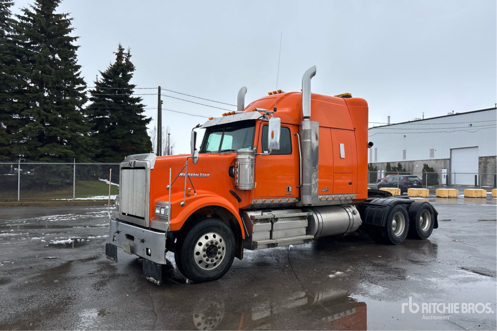 General Appearance with Picture, Left Front Corner