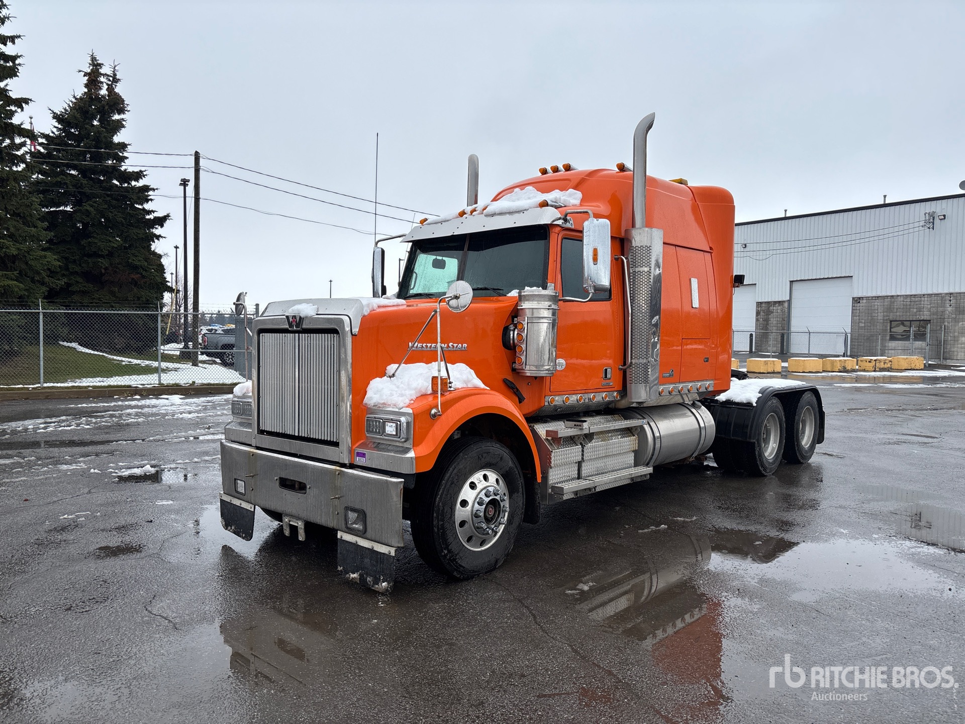 General Appearance with Picture, Left Front Corner