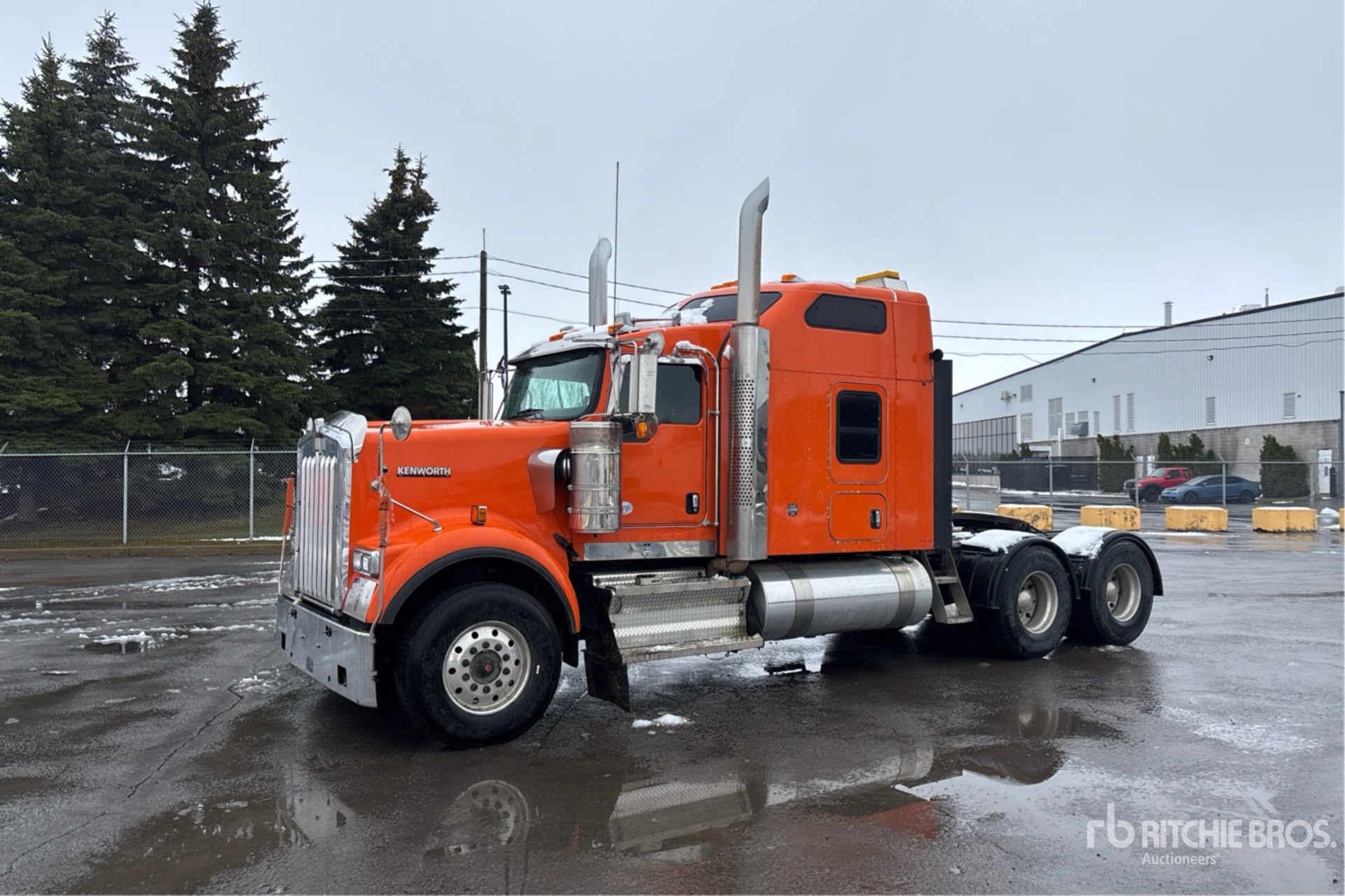 General Appearance with Picture, Left Front Corner