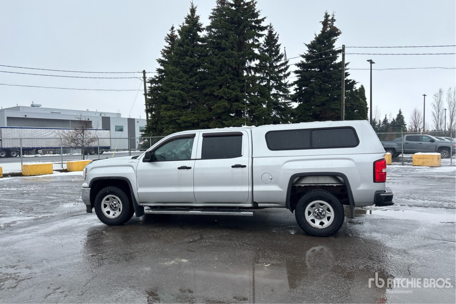 General Appearance with Picture, Left Rear Corner