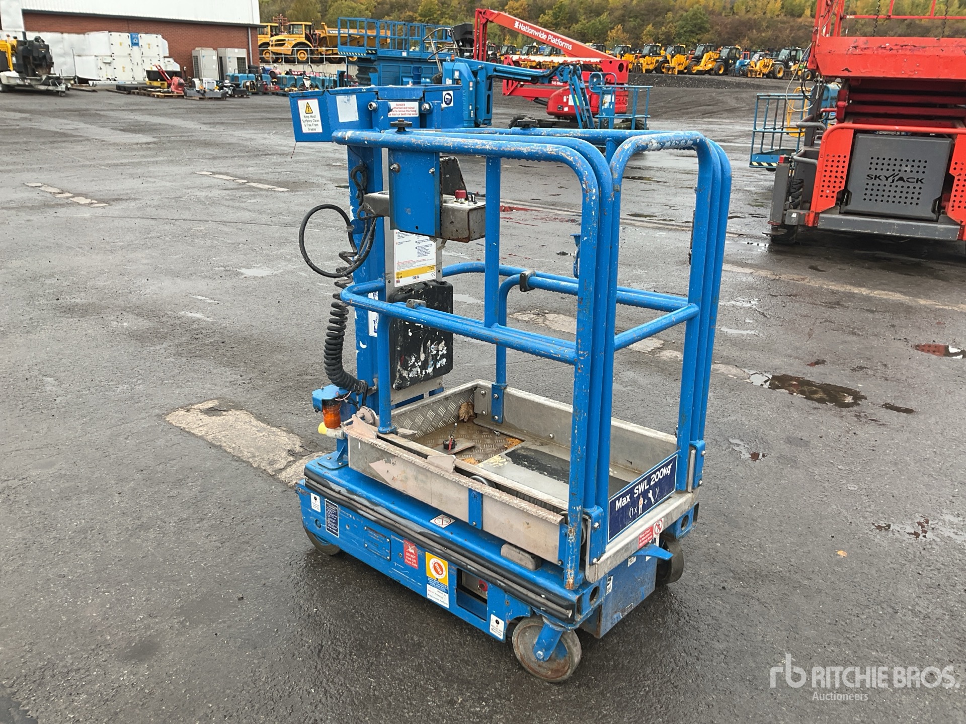 General Appearance with Picture, Right Front Corner