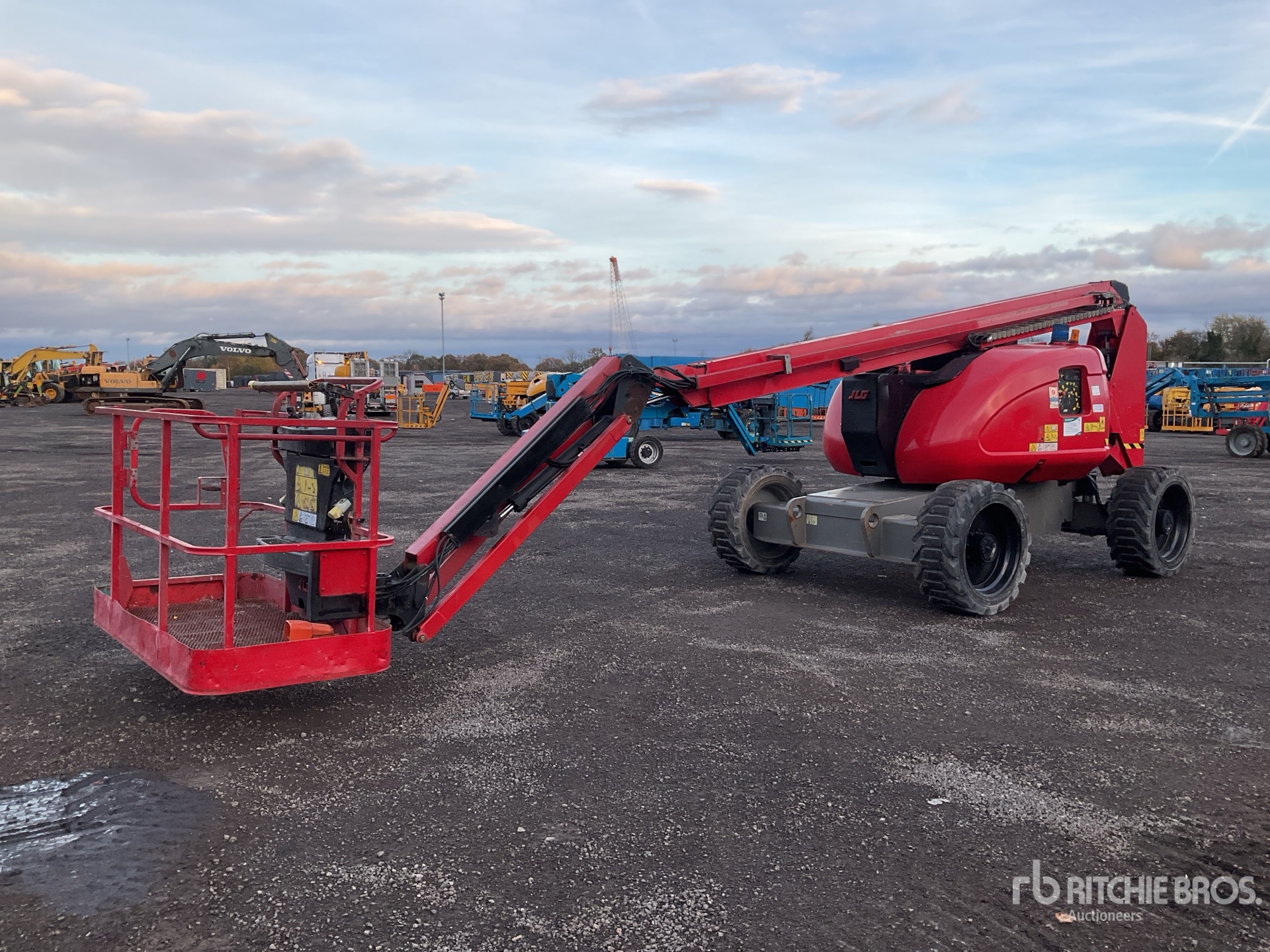 General Appearance with Picture, Left Front Corner