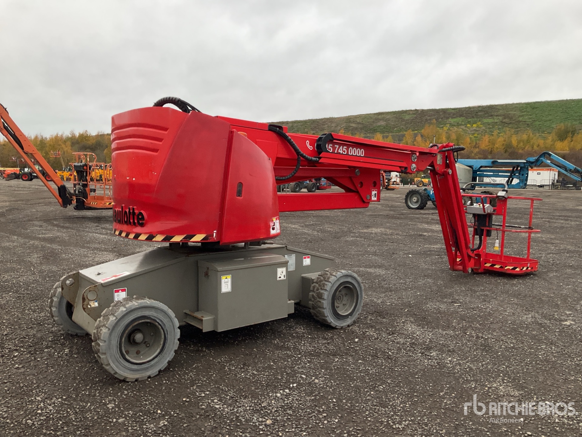 General Appearance with Picture, Right Rear Corner