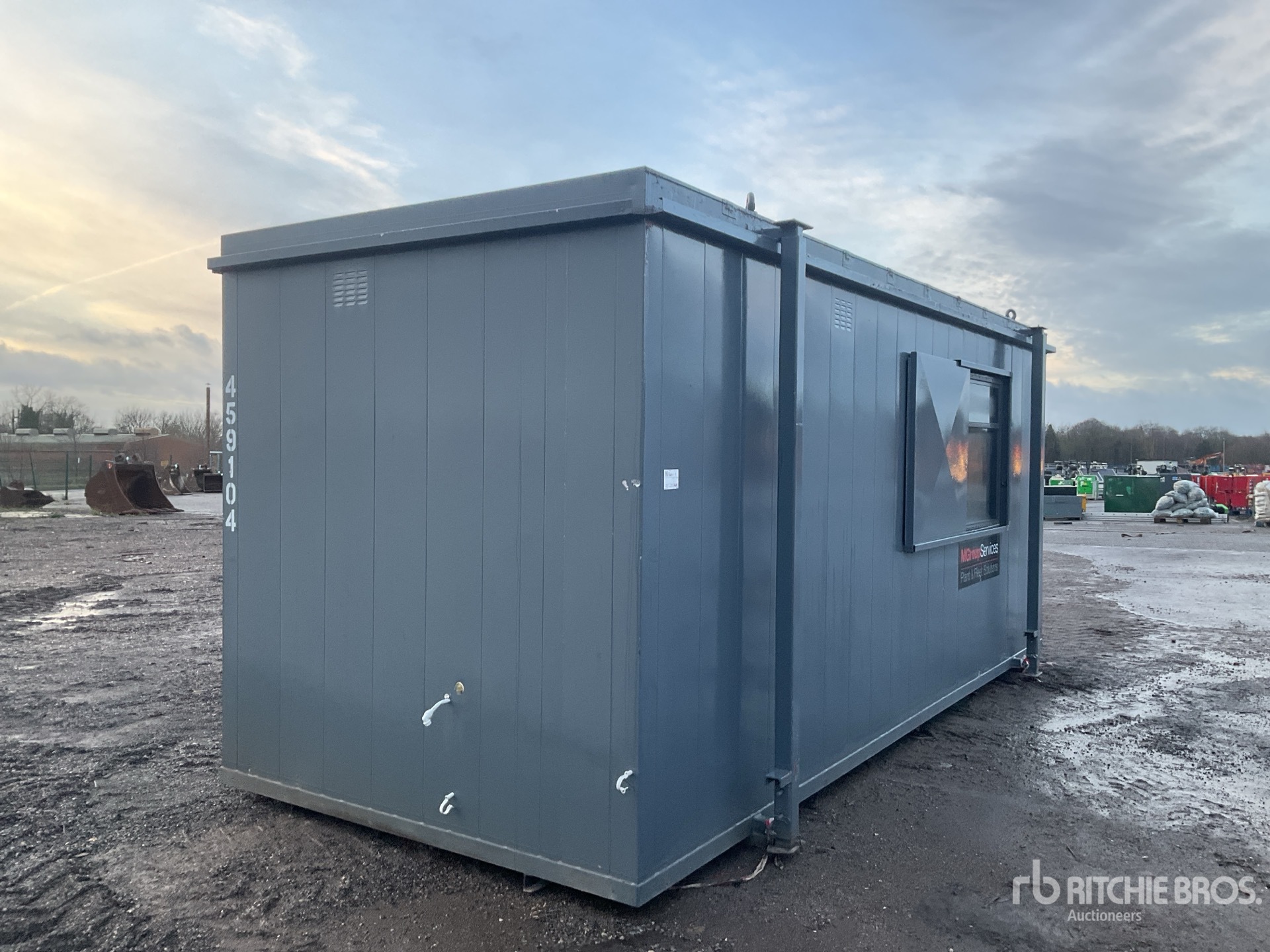 General Appearance with Picture, Left Rear Corner