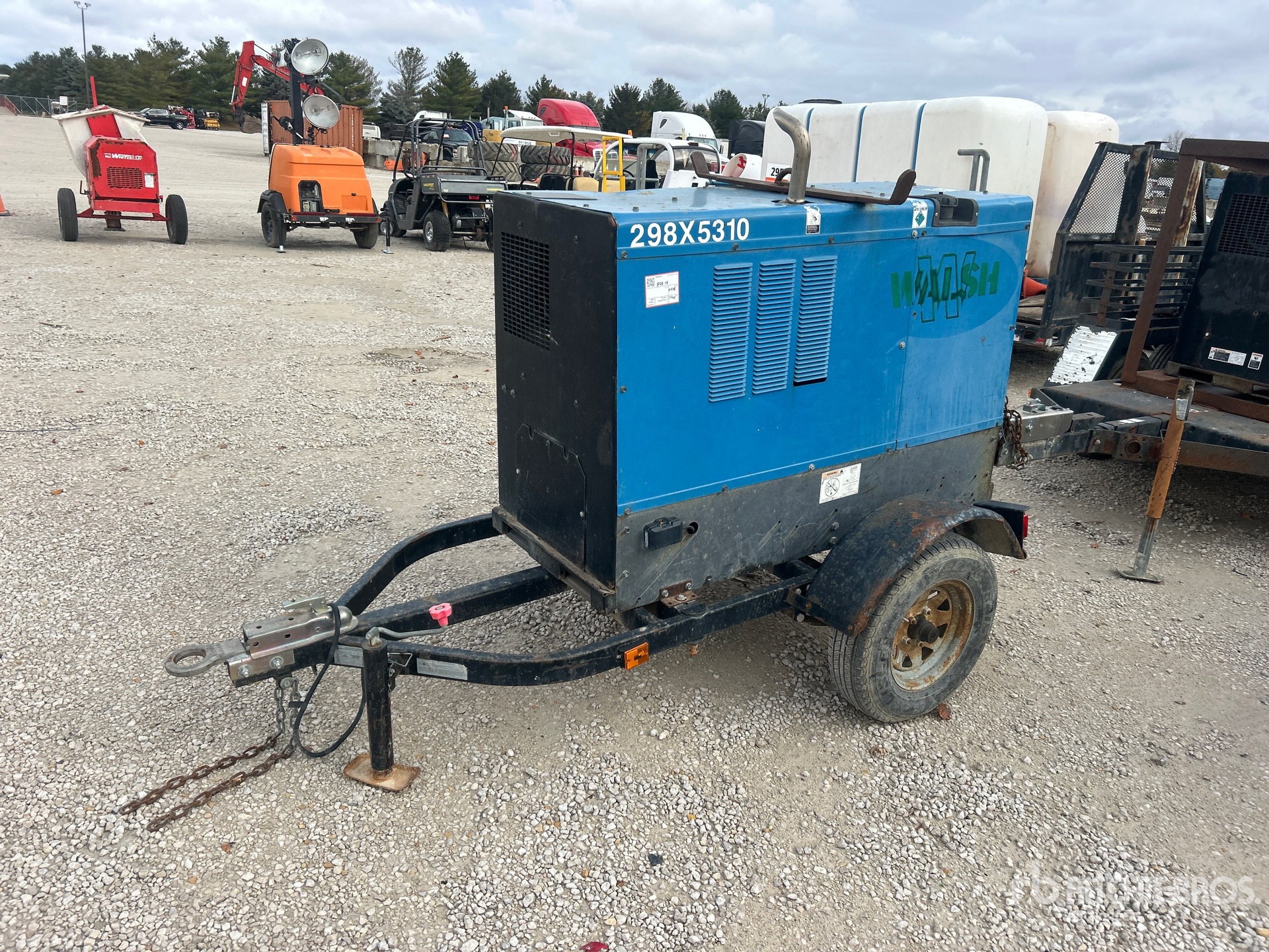 General Appearance with Bild, Ecke vorne links