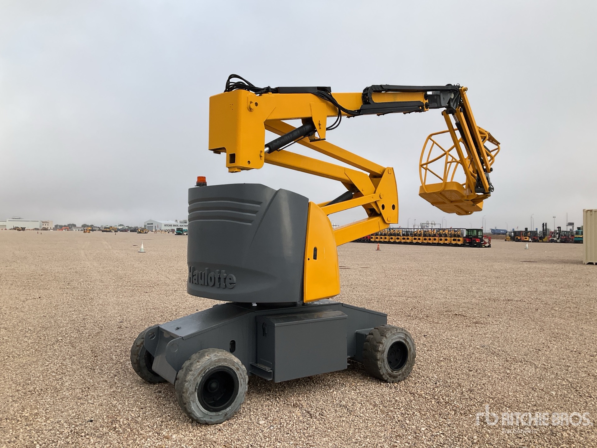 General Appearance with Featured Photo