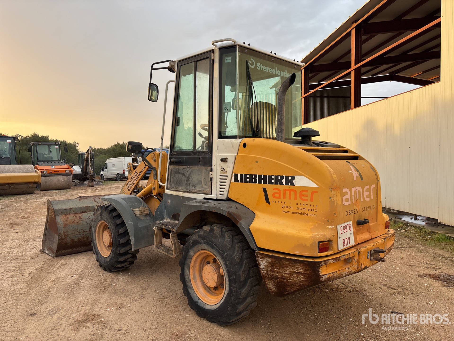 General Appearance with Imagen: esquina delantera derecha