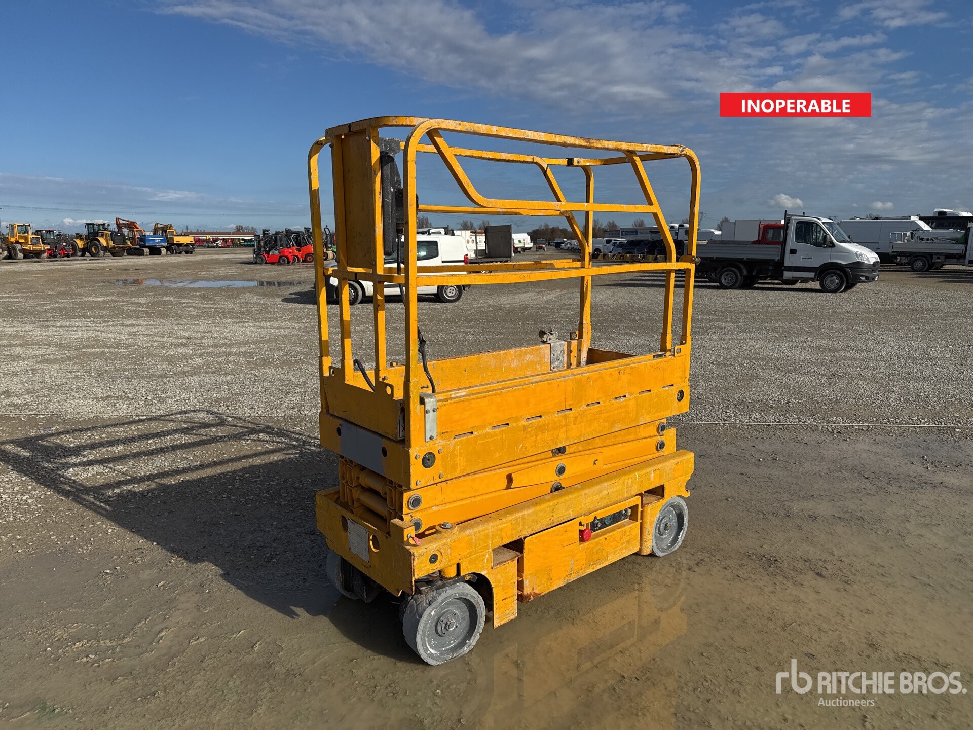 General Appearance with Featured Photo