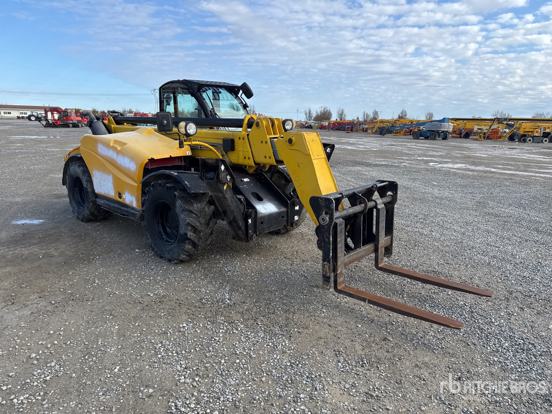 General Appearance with Imagen: esquina delantera derecha