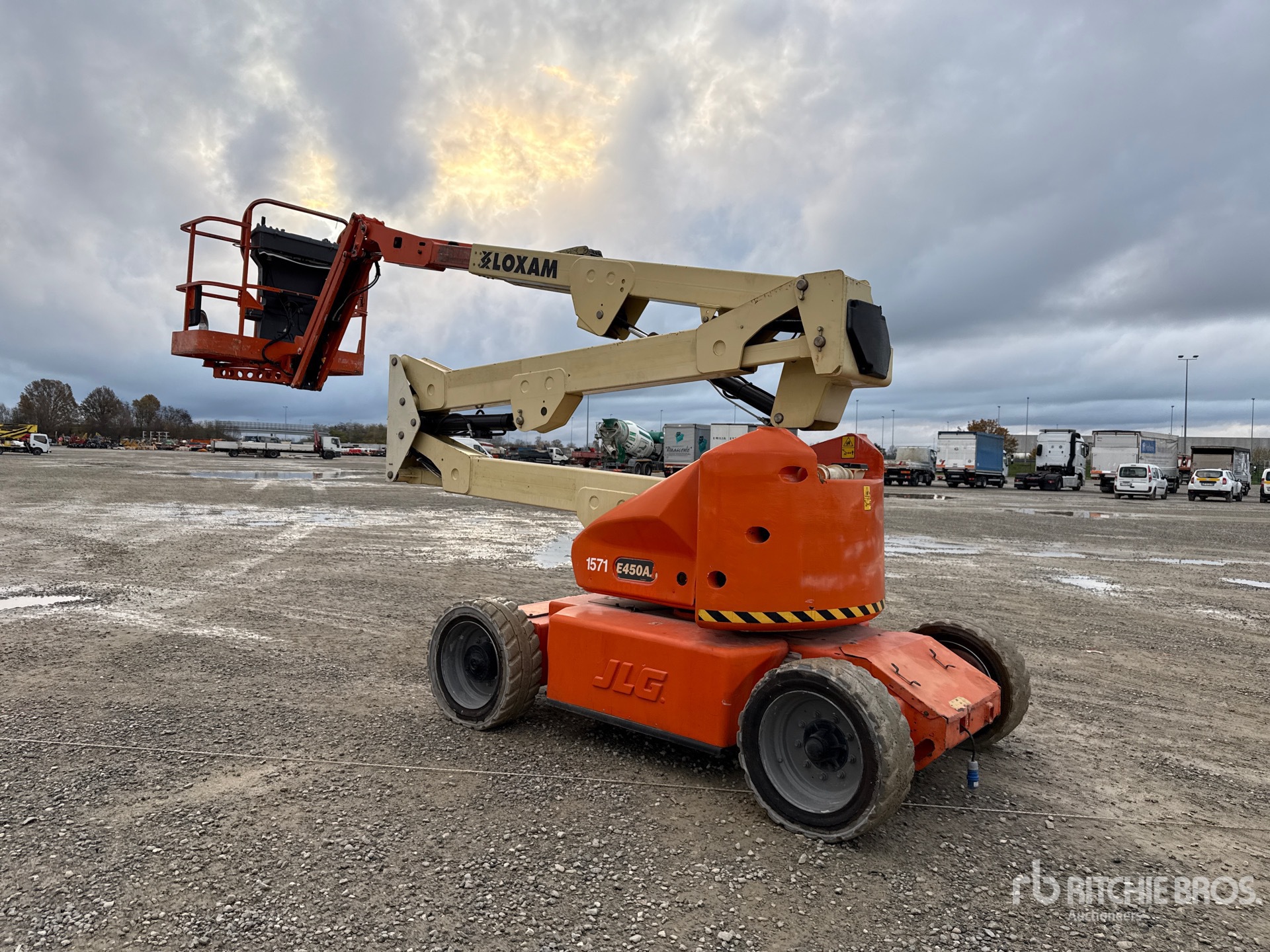 General Appearance with Picture, Left Rear Corner