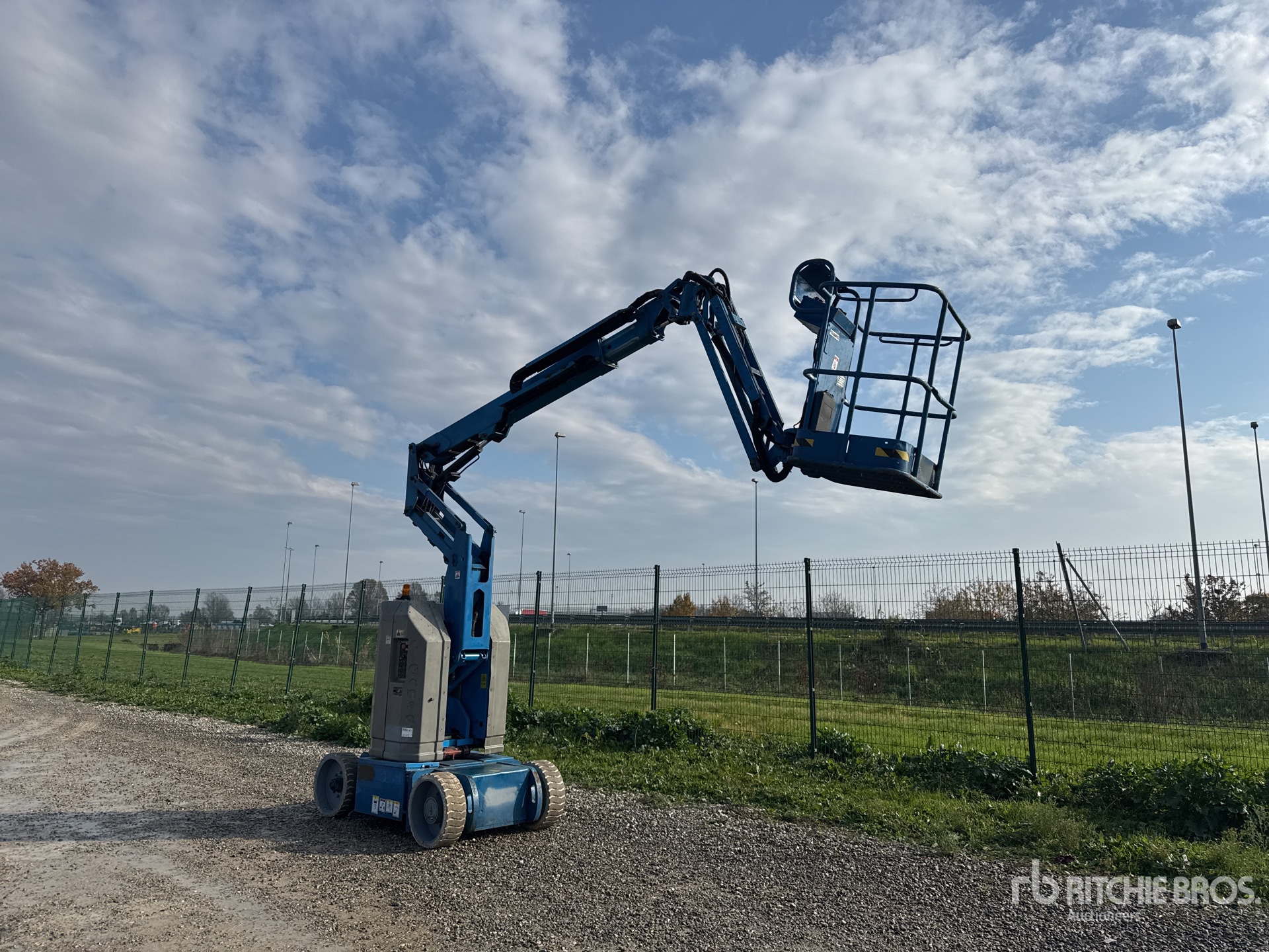 General Appearance with Imagen: esquina delantera derecha