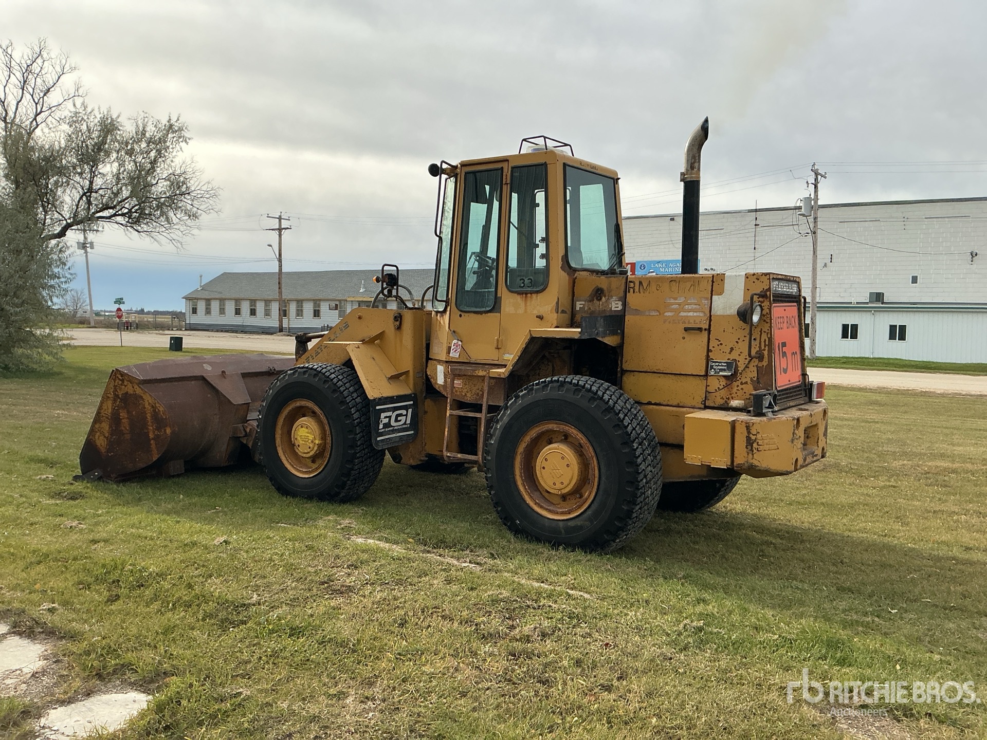 General Appearance with Picture, Left Rear Corner