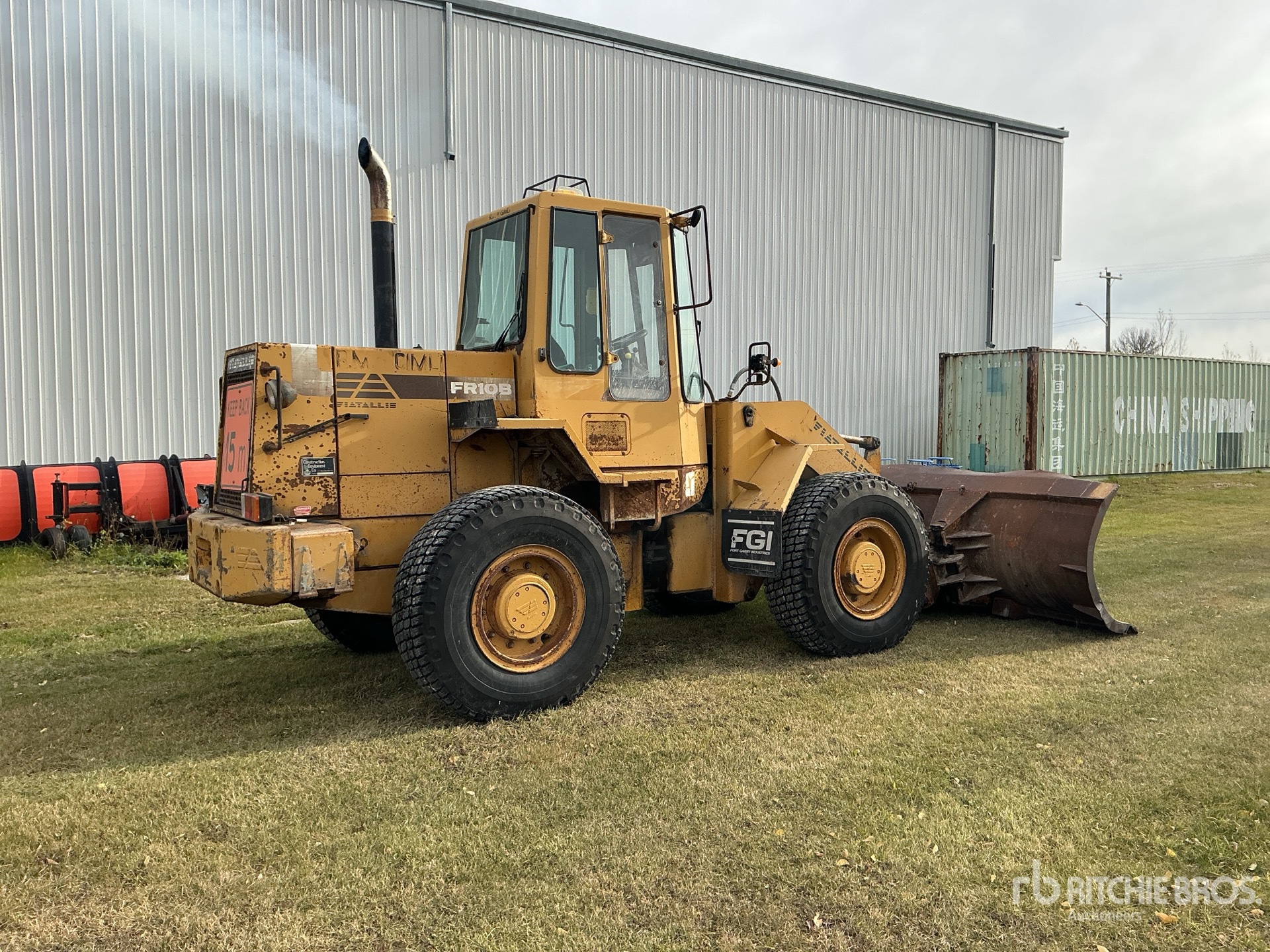 General Appearance with Picture, Right Rear Corner