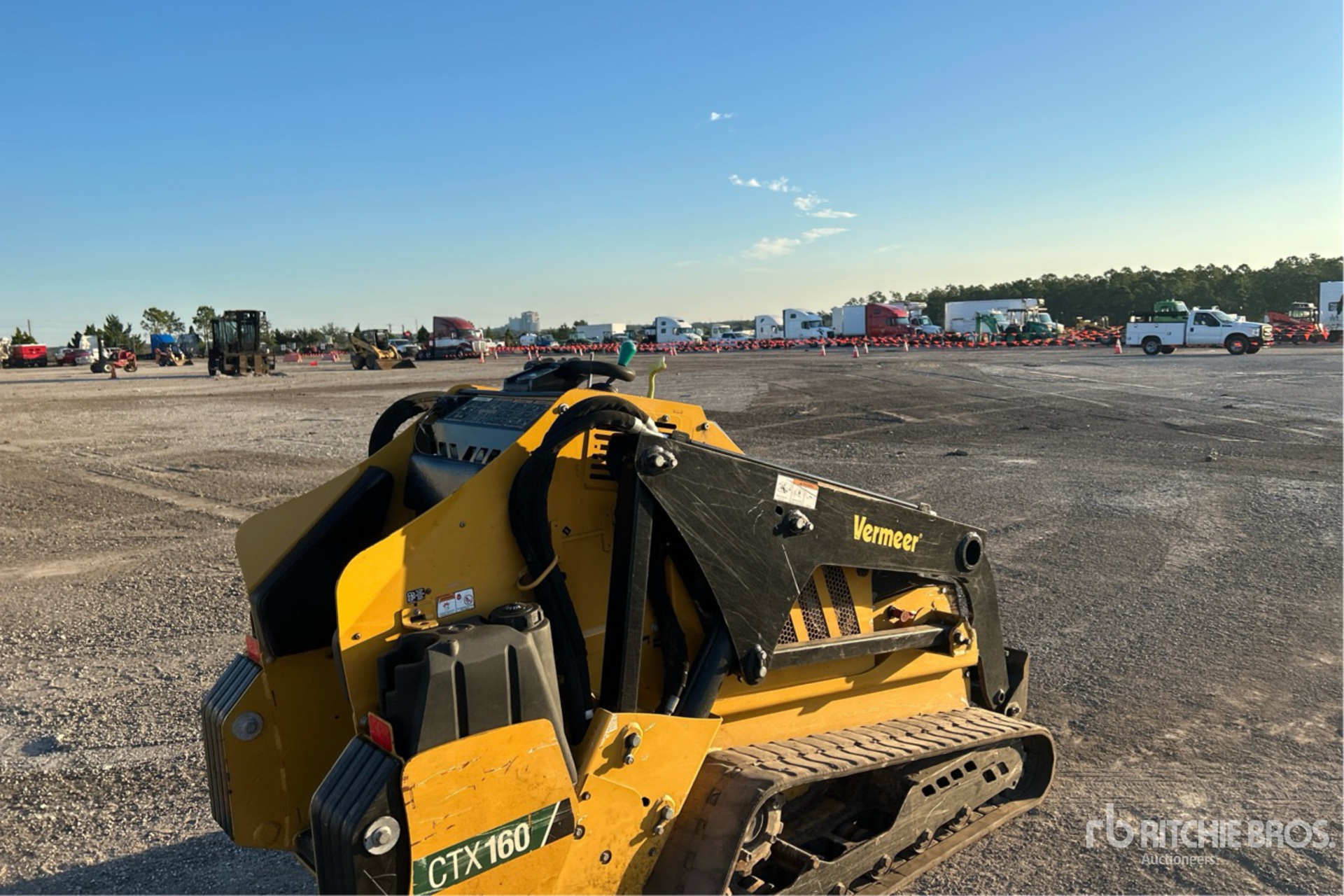 General Appearance with Imagen: esquina trasera derecha