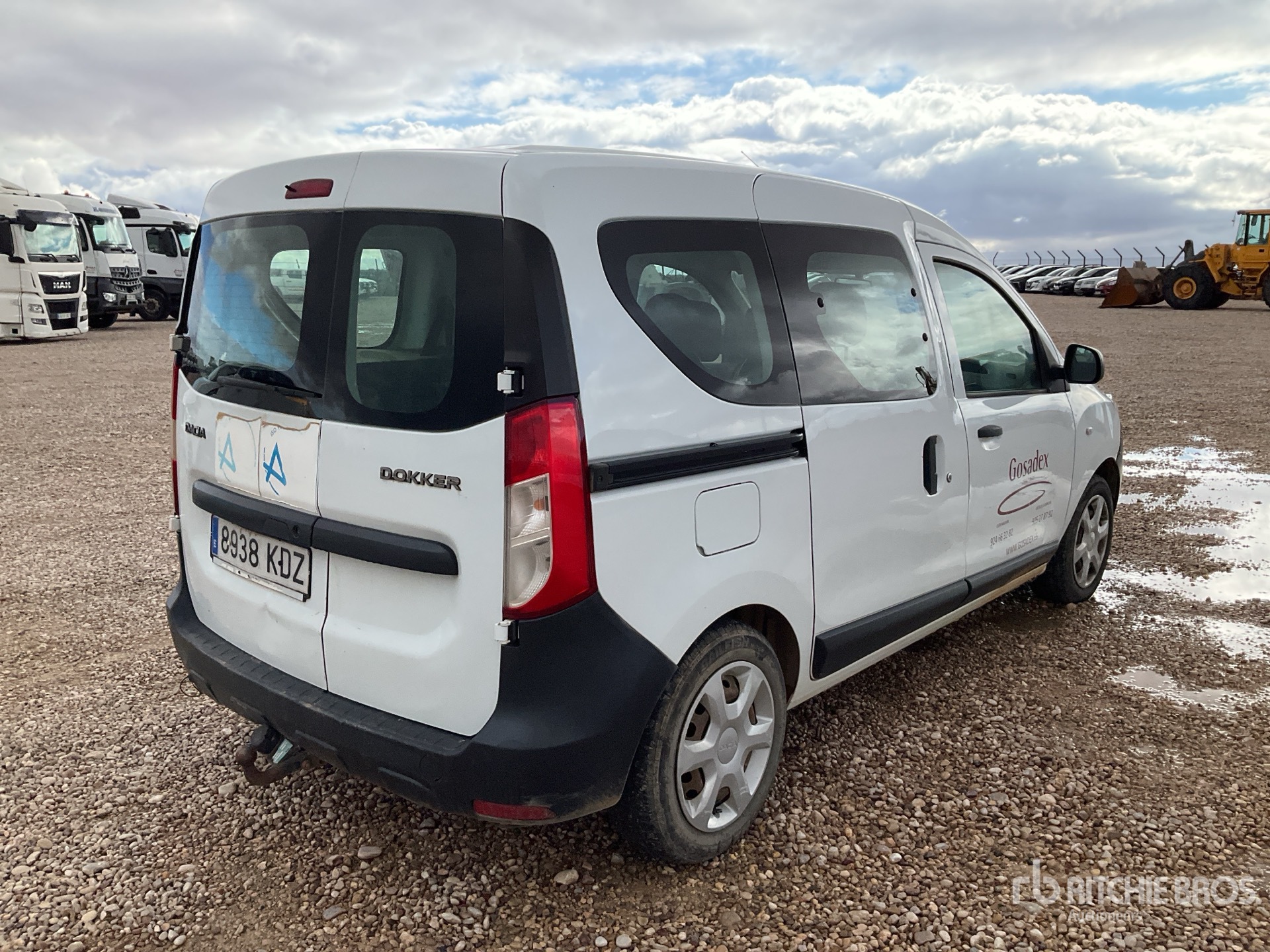 General Appearance with Picture, Right Rear Corner