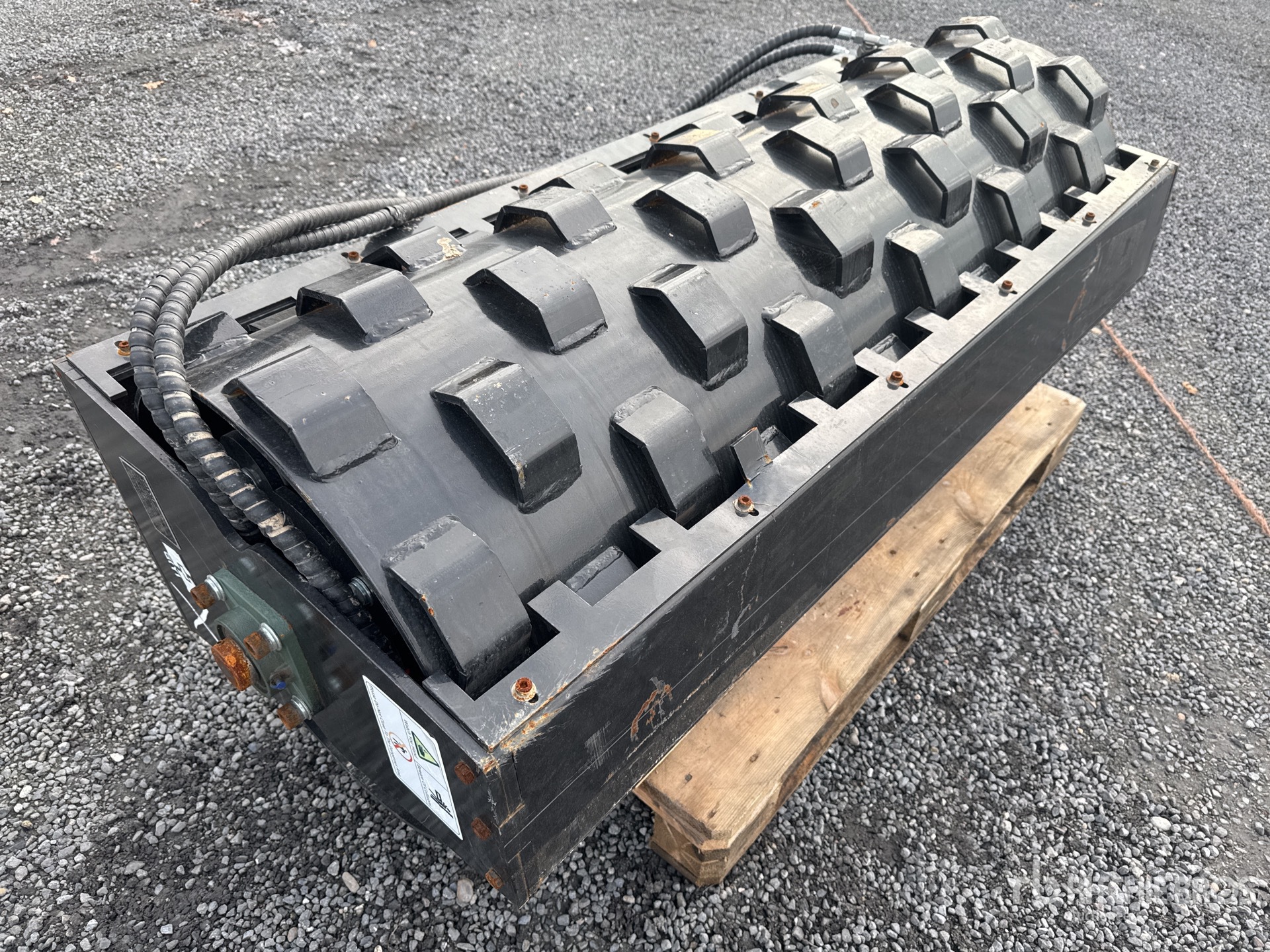 General Appearance with Foto, angolo anteriore destro