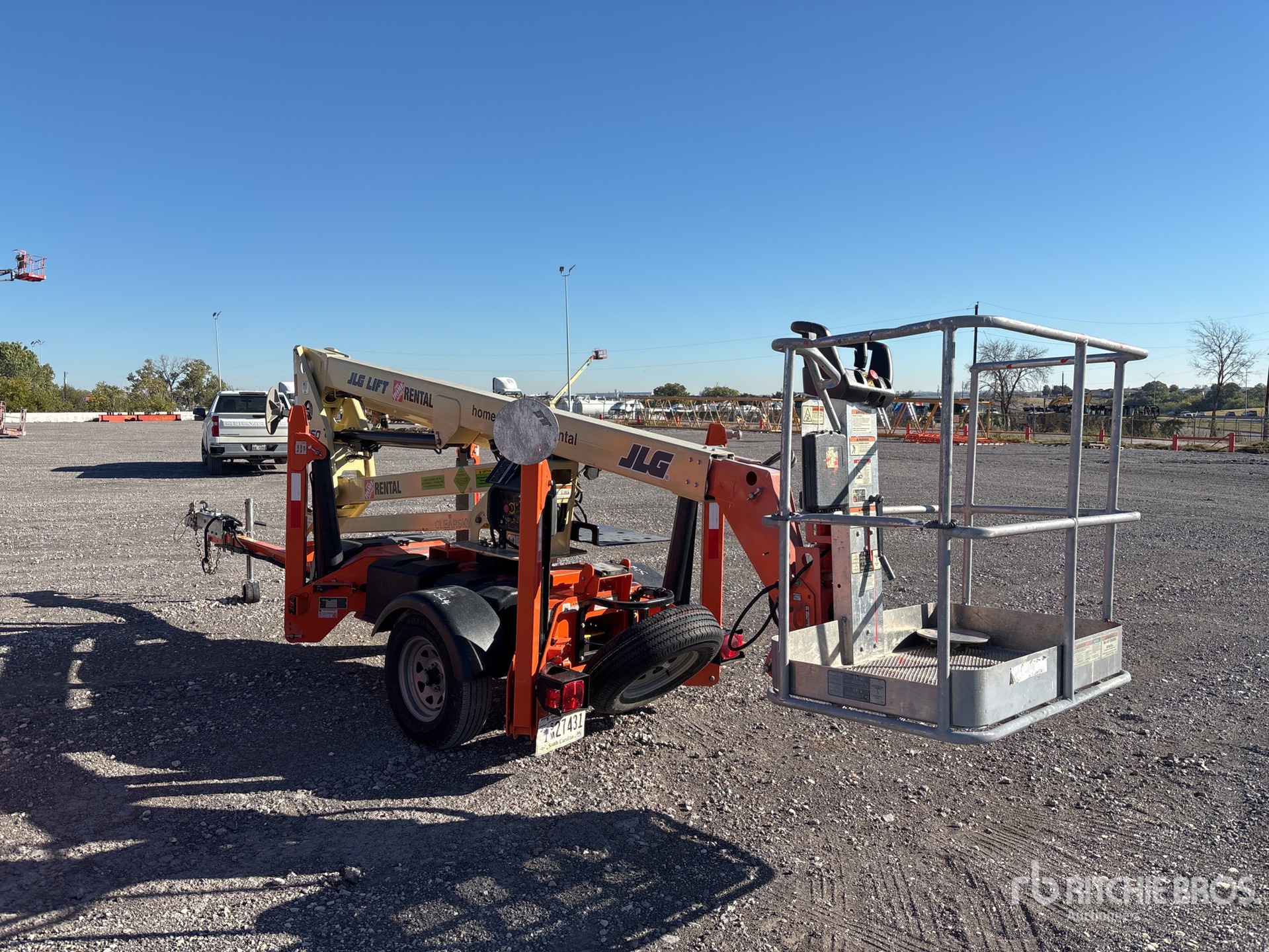 General Appearance with Picture, Left Rear Corner