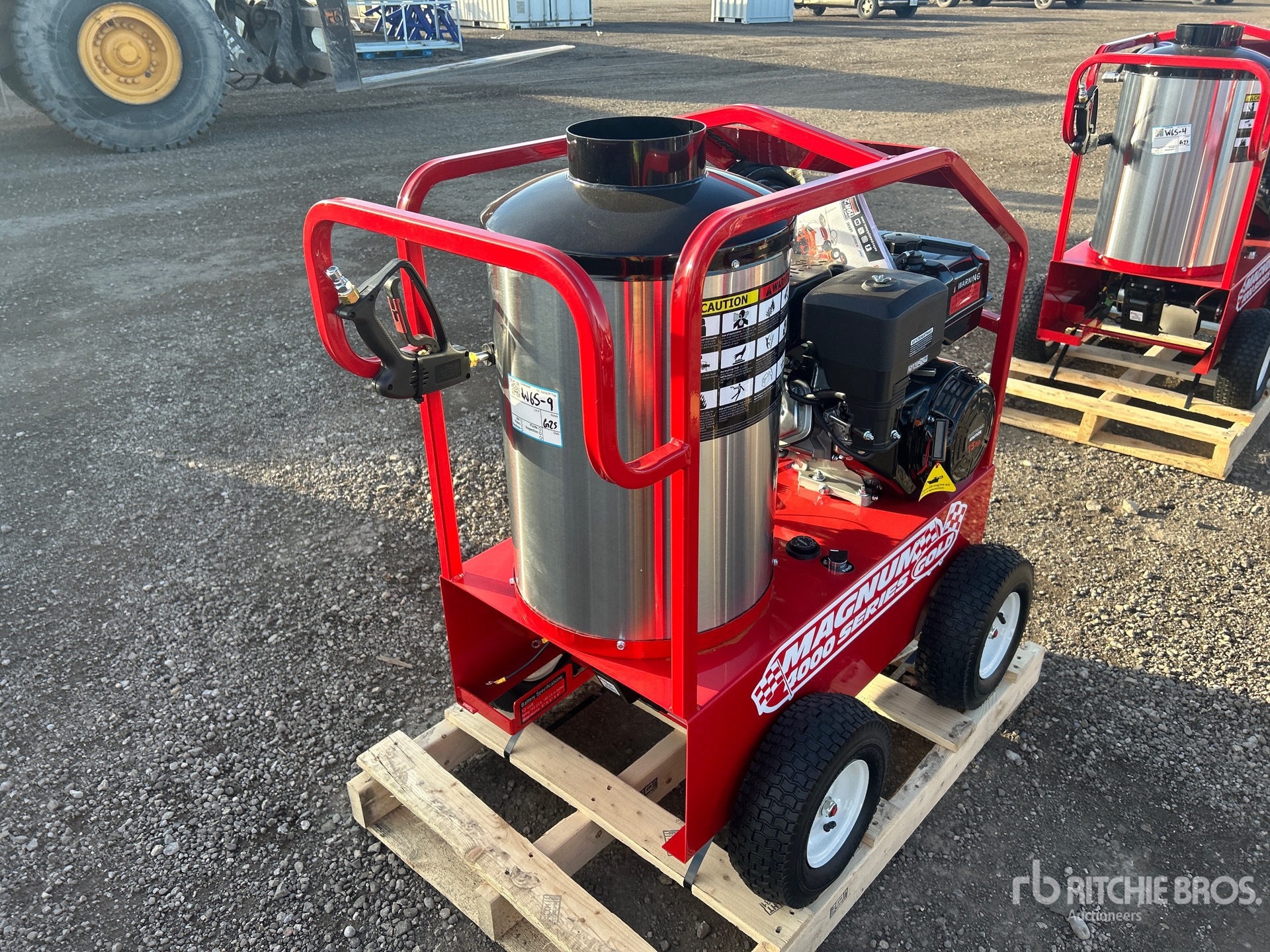 General Appearance with Foto, angolo anteriore sinistro