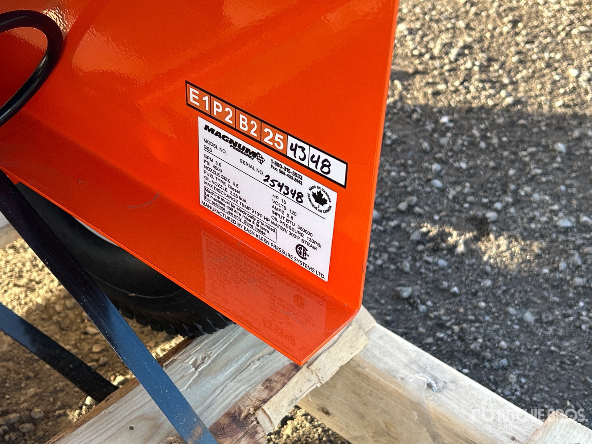 General Appearance with Numero seriale/numero d’identificazione del veicolo (VIN)