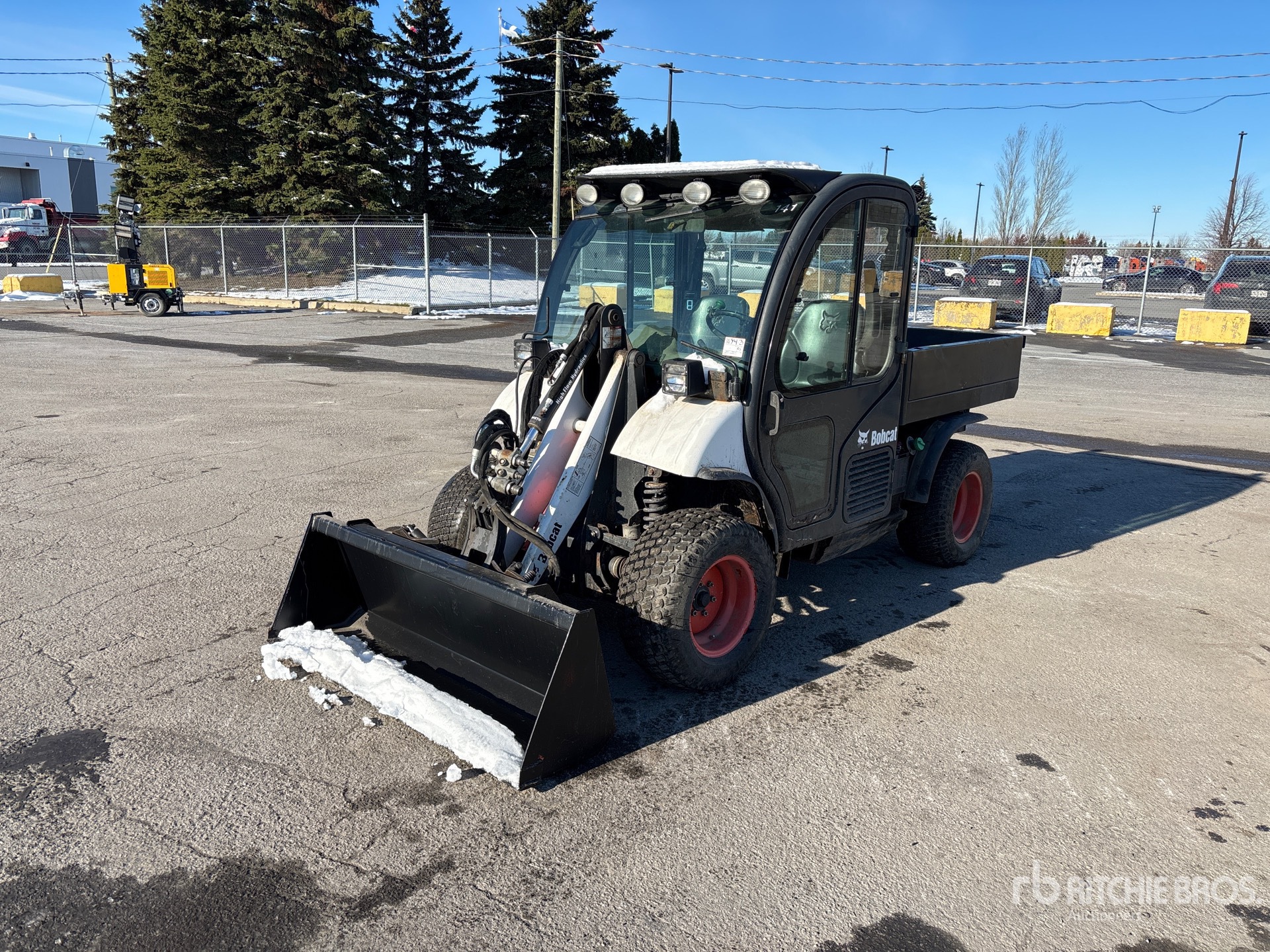 General Appearance with Picture, Left Front Corner