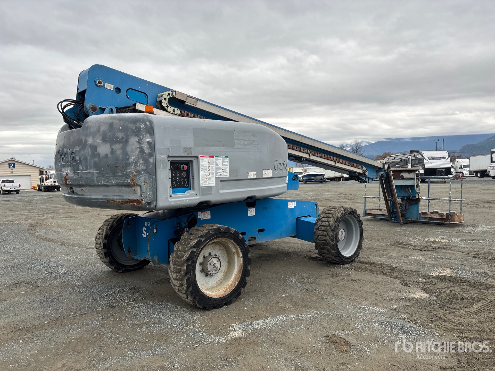 General Appearance with Imagen: esquina trasera derecha