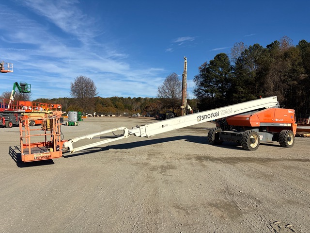 2016 Snorkel TB86J 4WD Diesel Telescopic Boom Lift